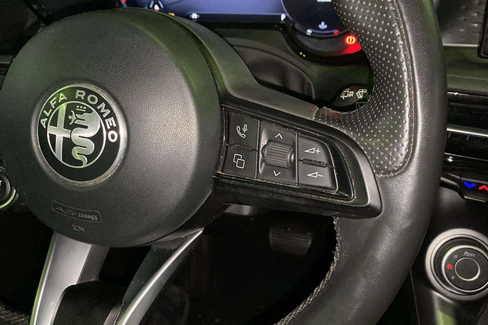 Alfa Romeo Tonale 1,6 DS Sprint FWD - foto 13