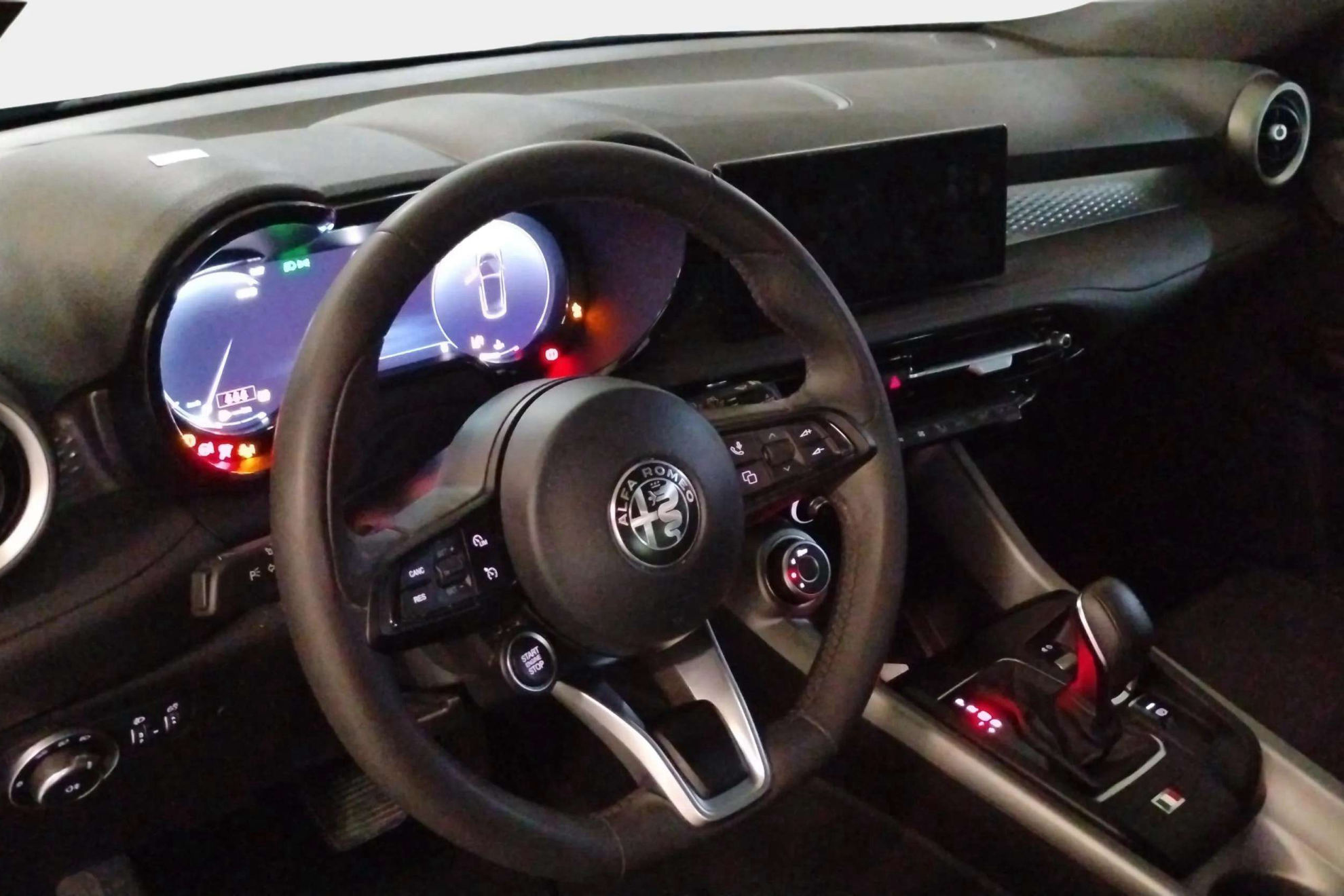 Alfa Romeo Tonale 1.5 MHEV Gasolina Super FWD - foto 10