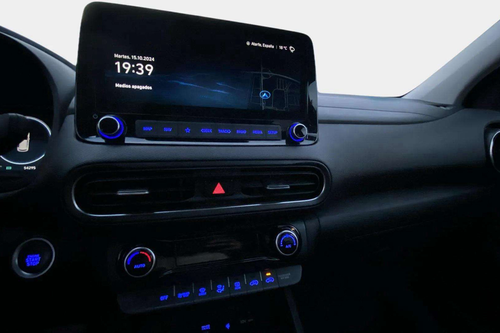 Hyundai Kona 1.6 GDI HEV Tecno 2C DCT - foto 13