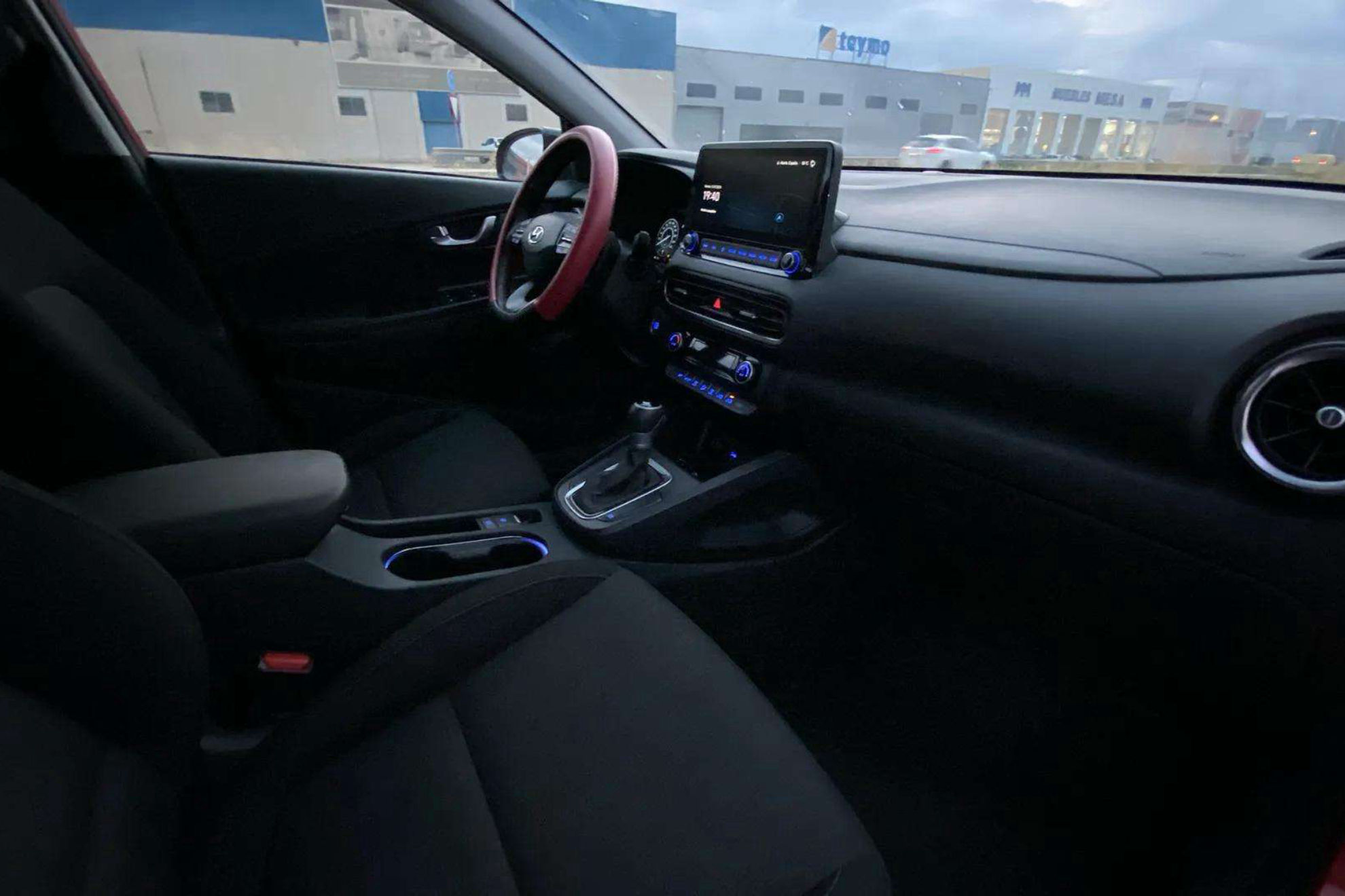 Hyundai Kona 1.6 GDI HEV Tecno 2C DCT - foto 19