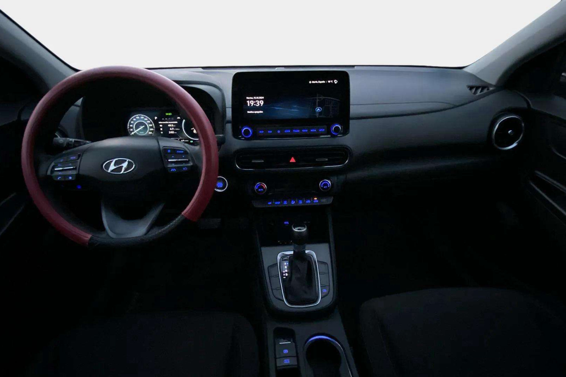 Hyundai Kona 1.6 GDI HEV Tecno 2C DCT - foto 12