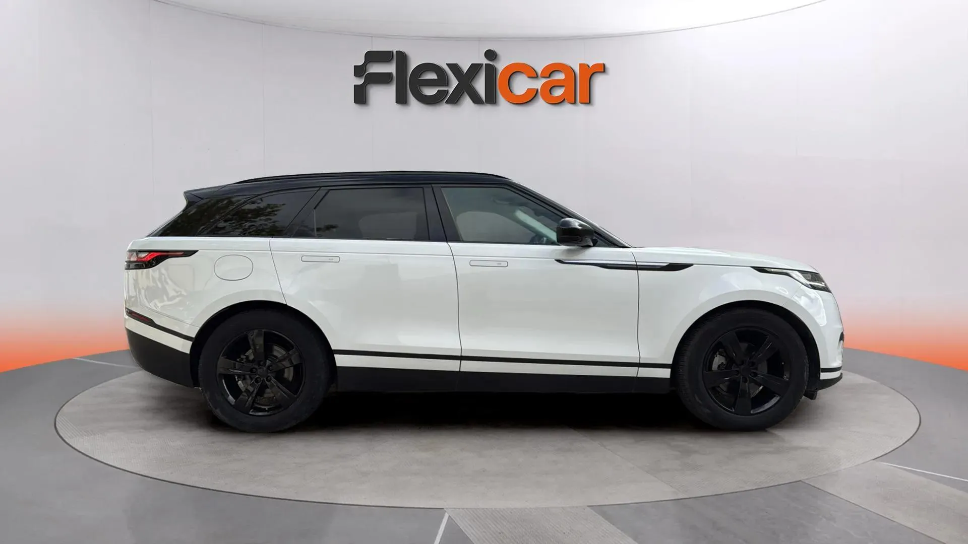 Land Rover Range Rover Velar 2.0 D240 4WD - foto 3
