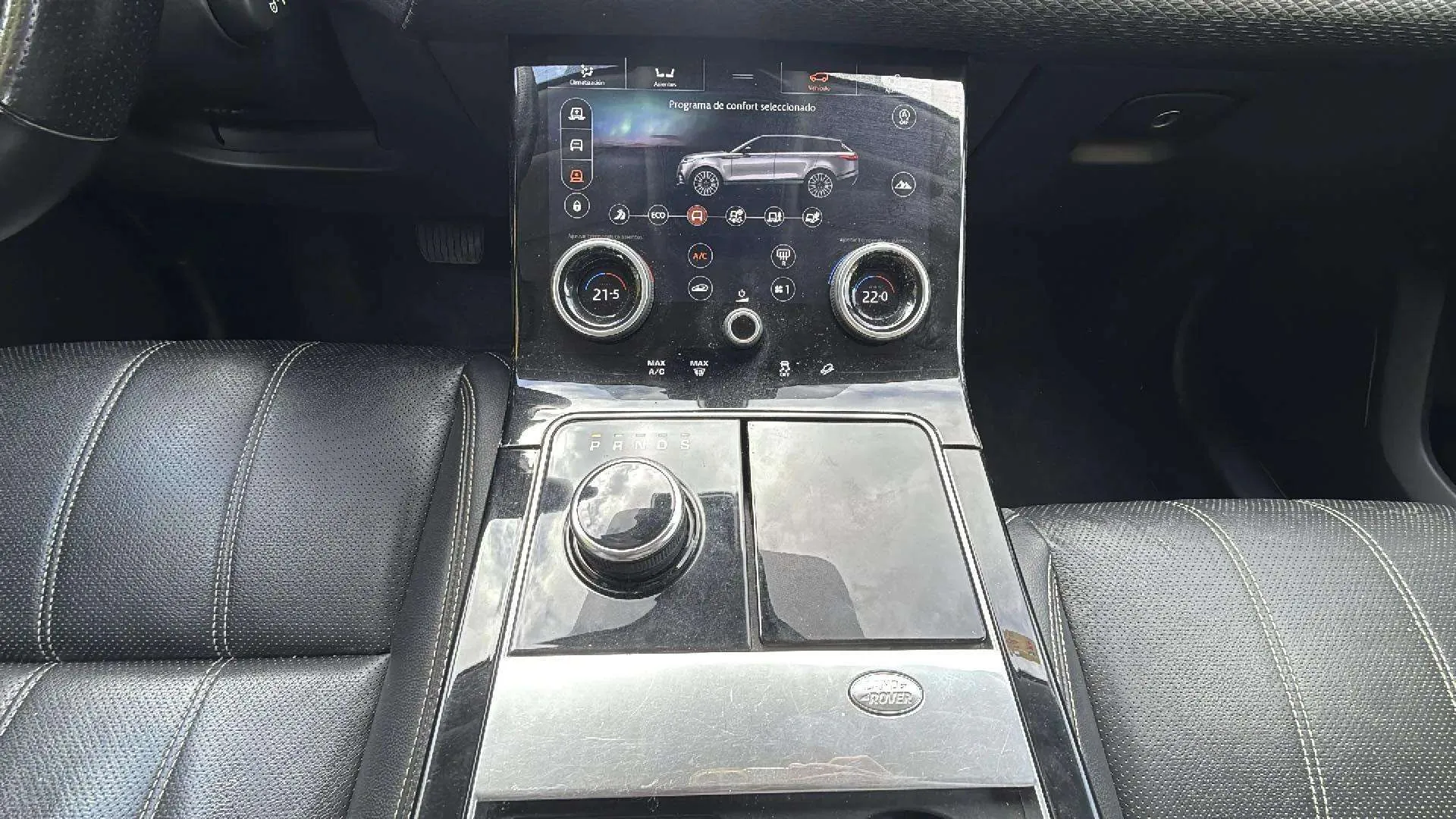 Land Rover Range Rover Velar 2.0 D240 4WD - foto 8