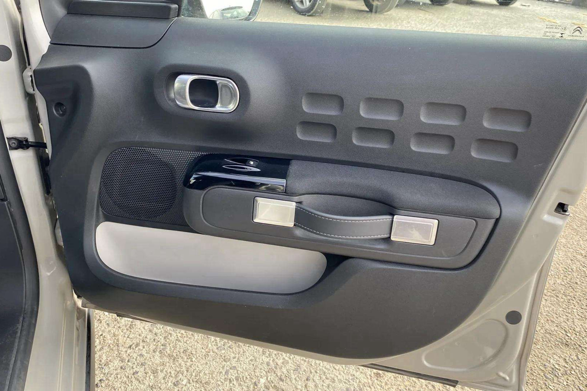 Citroën C3 PureTech Shine - foto 21