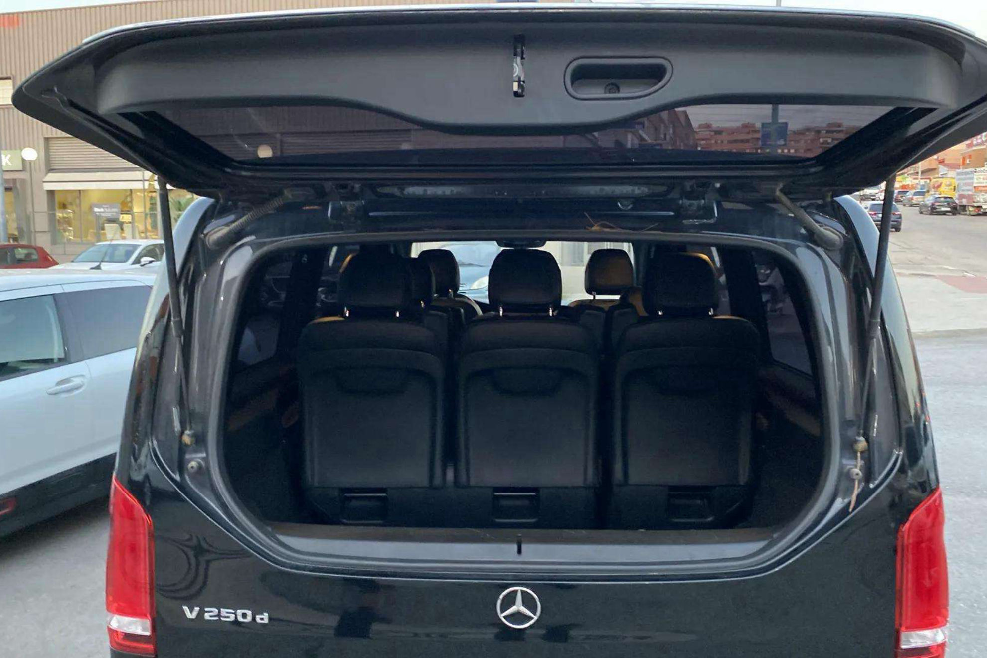 Mercedes-Benz Clase V 250 d Avantgarde Largo - foto 10