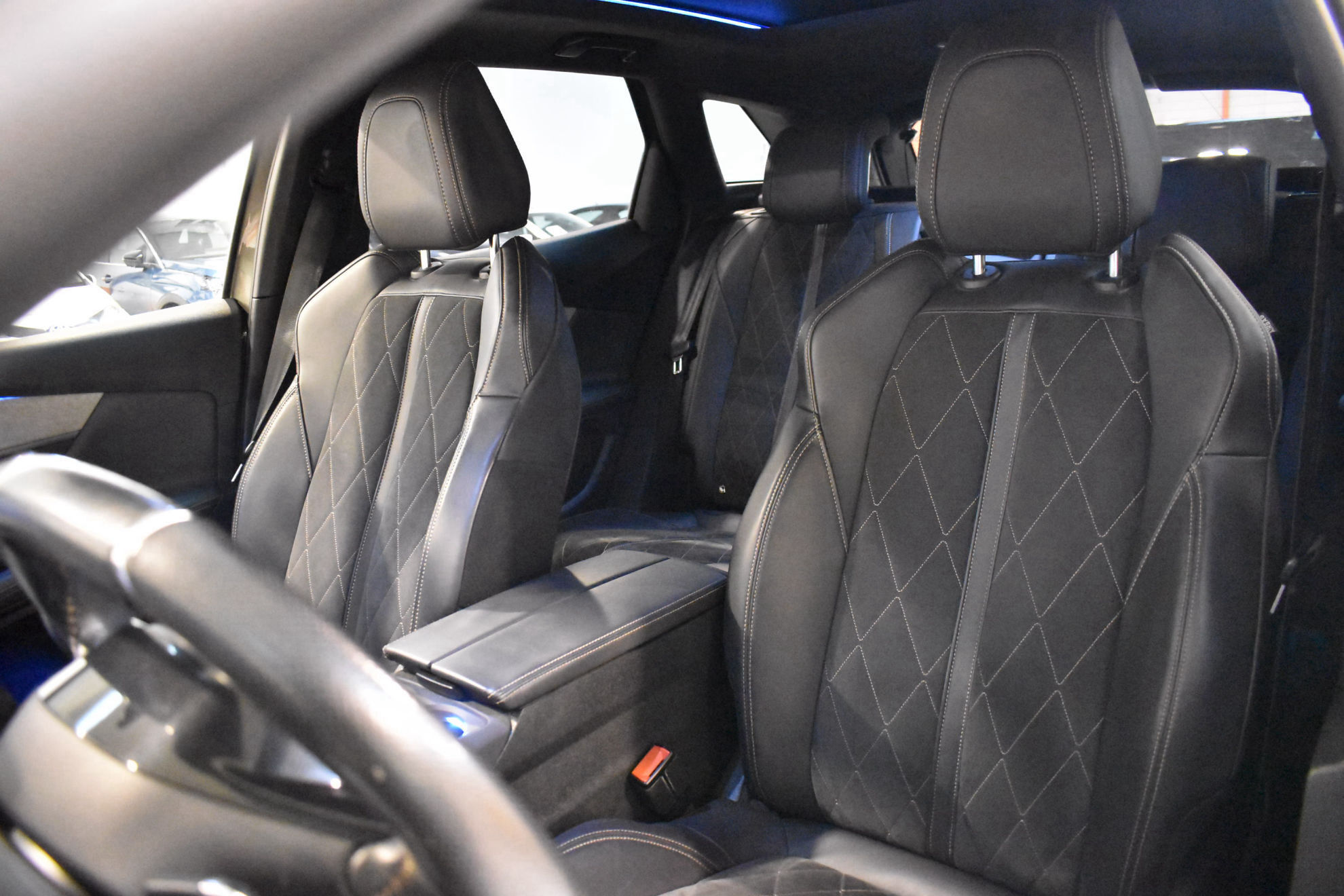 Peugeot 3008 2.0BLUEHDI GT - foto 15
