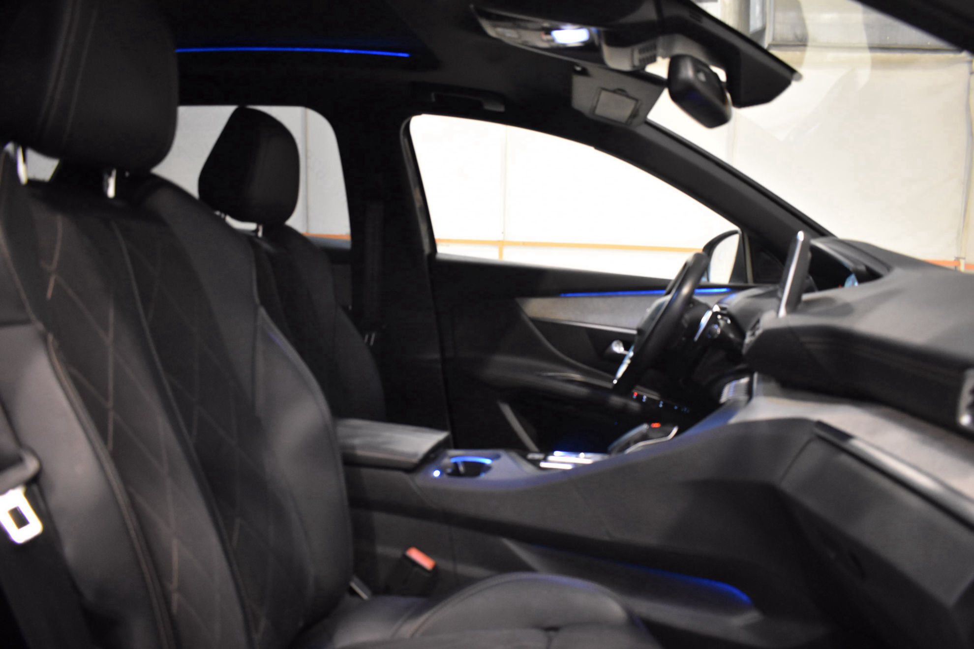 Peugeot 3008 2.0BLUEHDI GT - foto 16