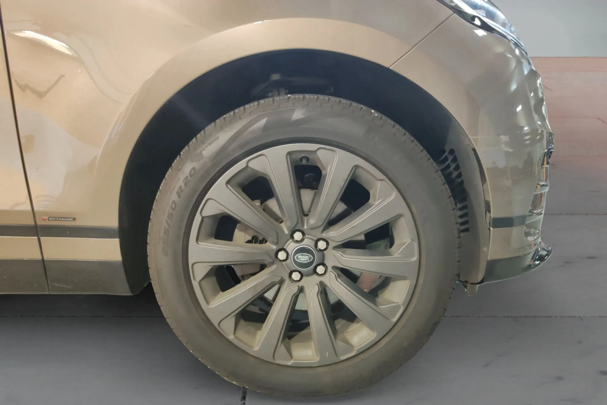 Land Rover Range Rover Velar 2.0 D180 4WD - foto 9