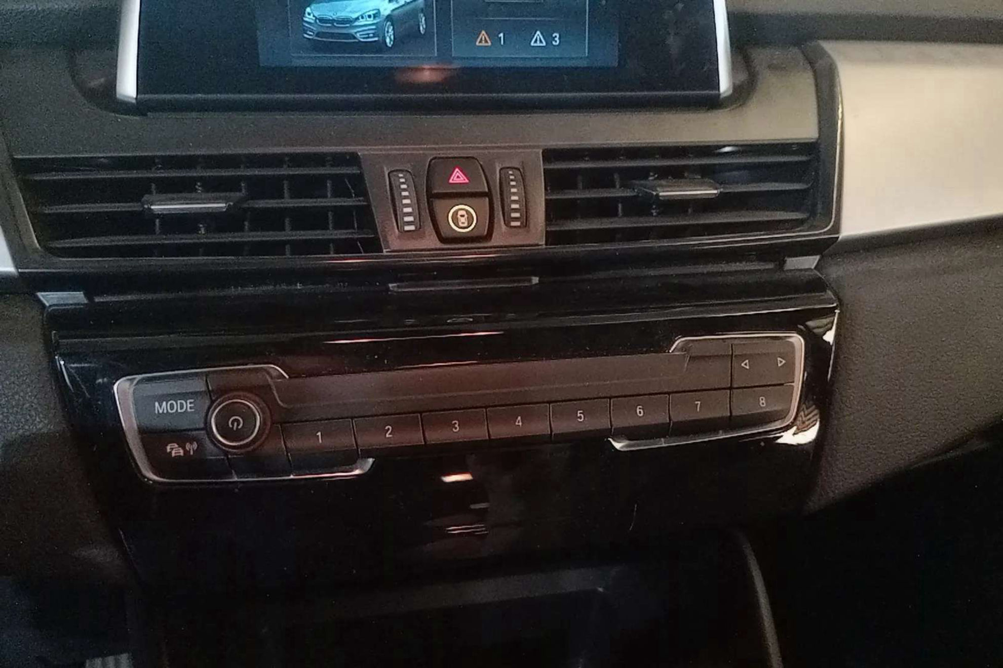 BMW Serie 2 Gran Tourer 218d - foto 18