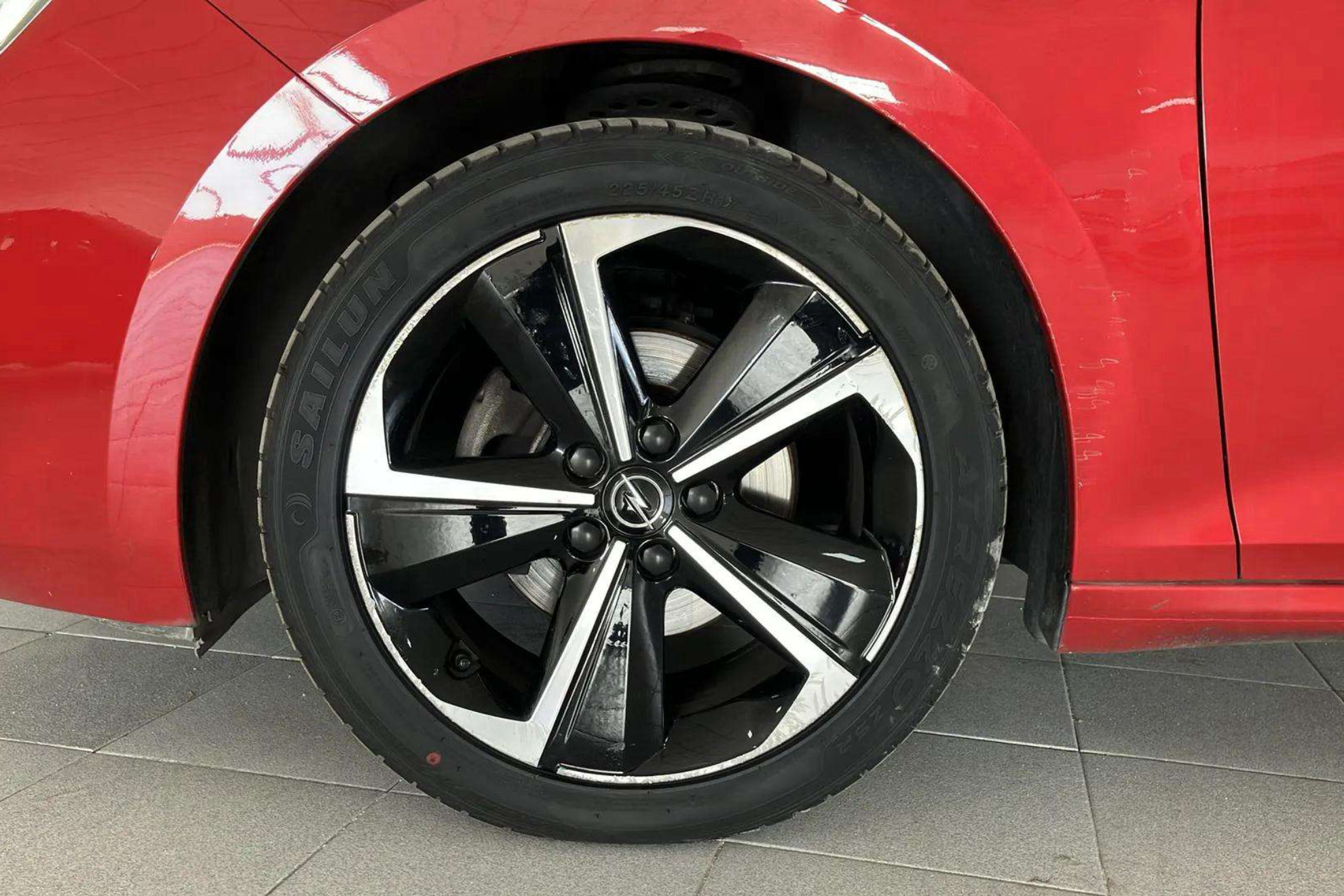 Opel Astra 1.2T XHT Elegance - foto 6