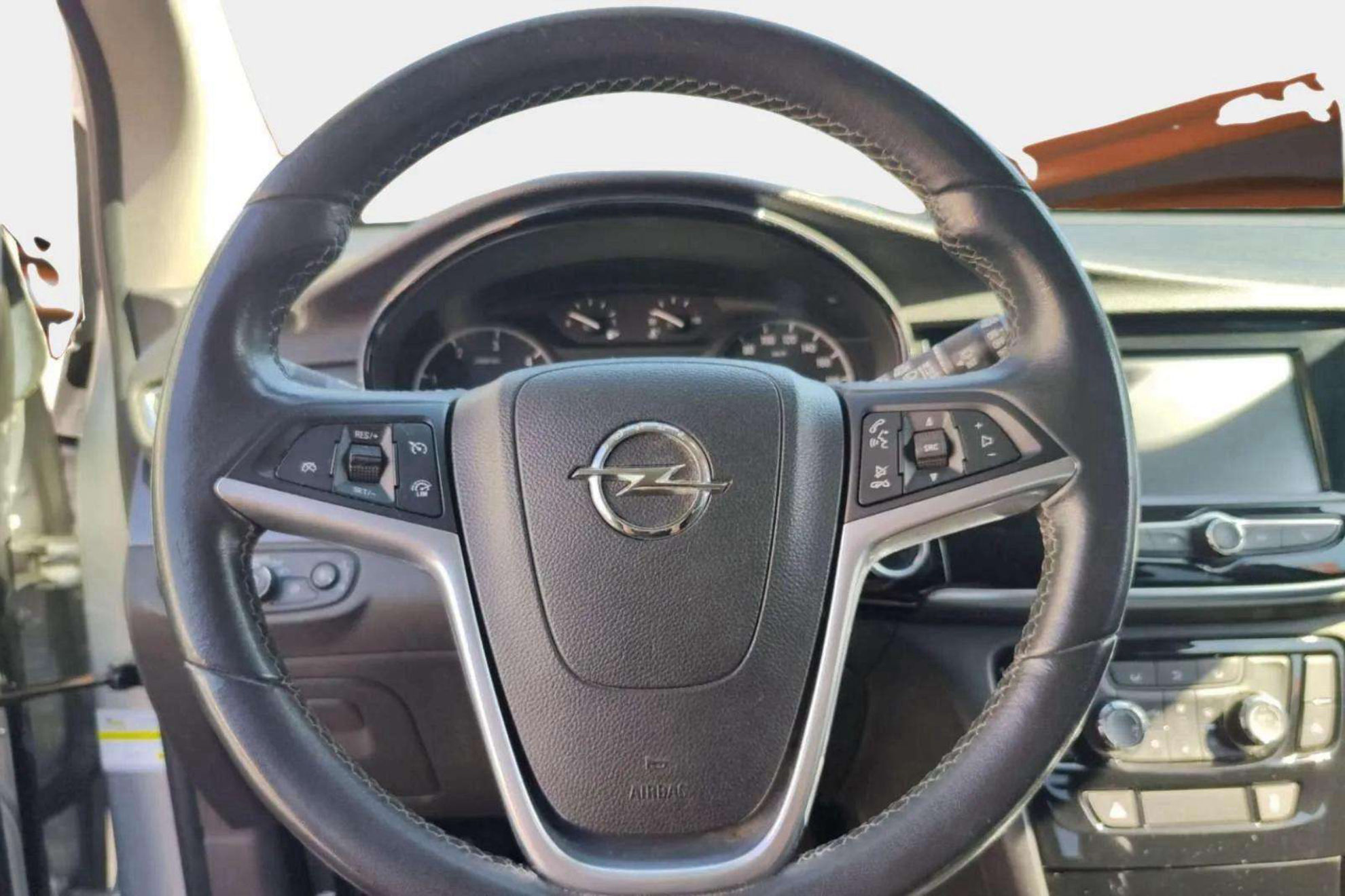 Opel Mokka 1.6 CDTi 4x2 Selective - foto 11