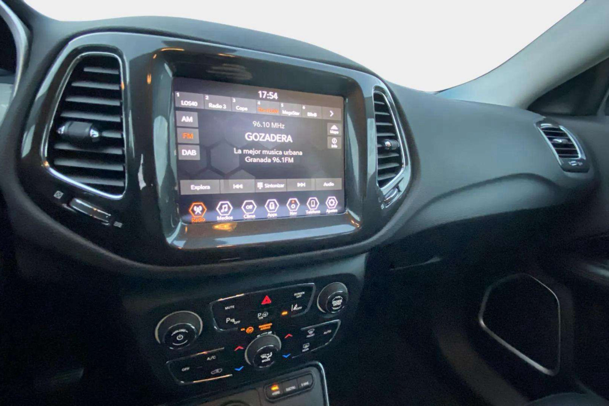 Jeep Compass 1.3 PHEV Limited AWD - foto 13