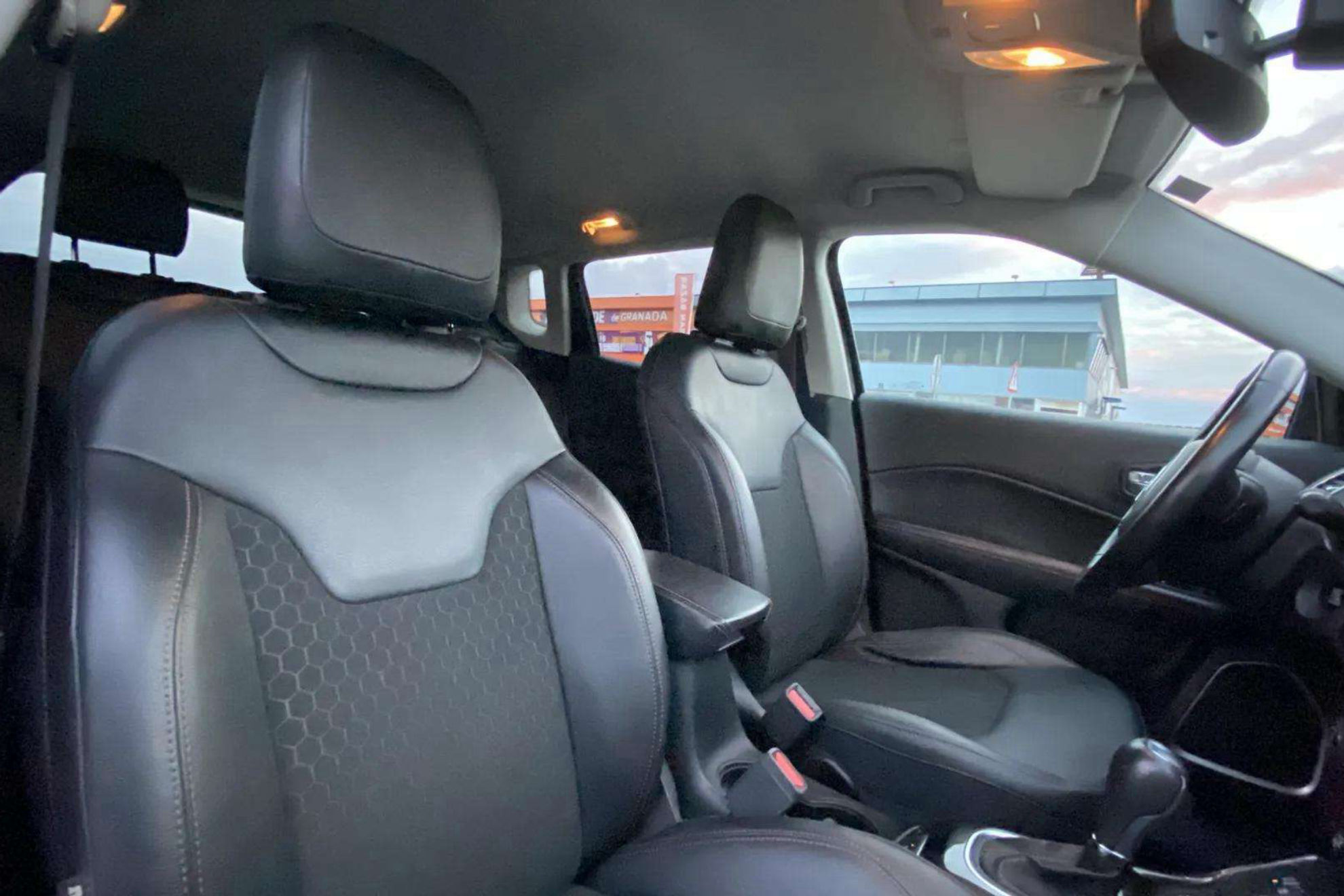 Jeep Compass 1.3 PHEV Limited AWD - foto 20