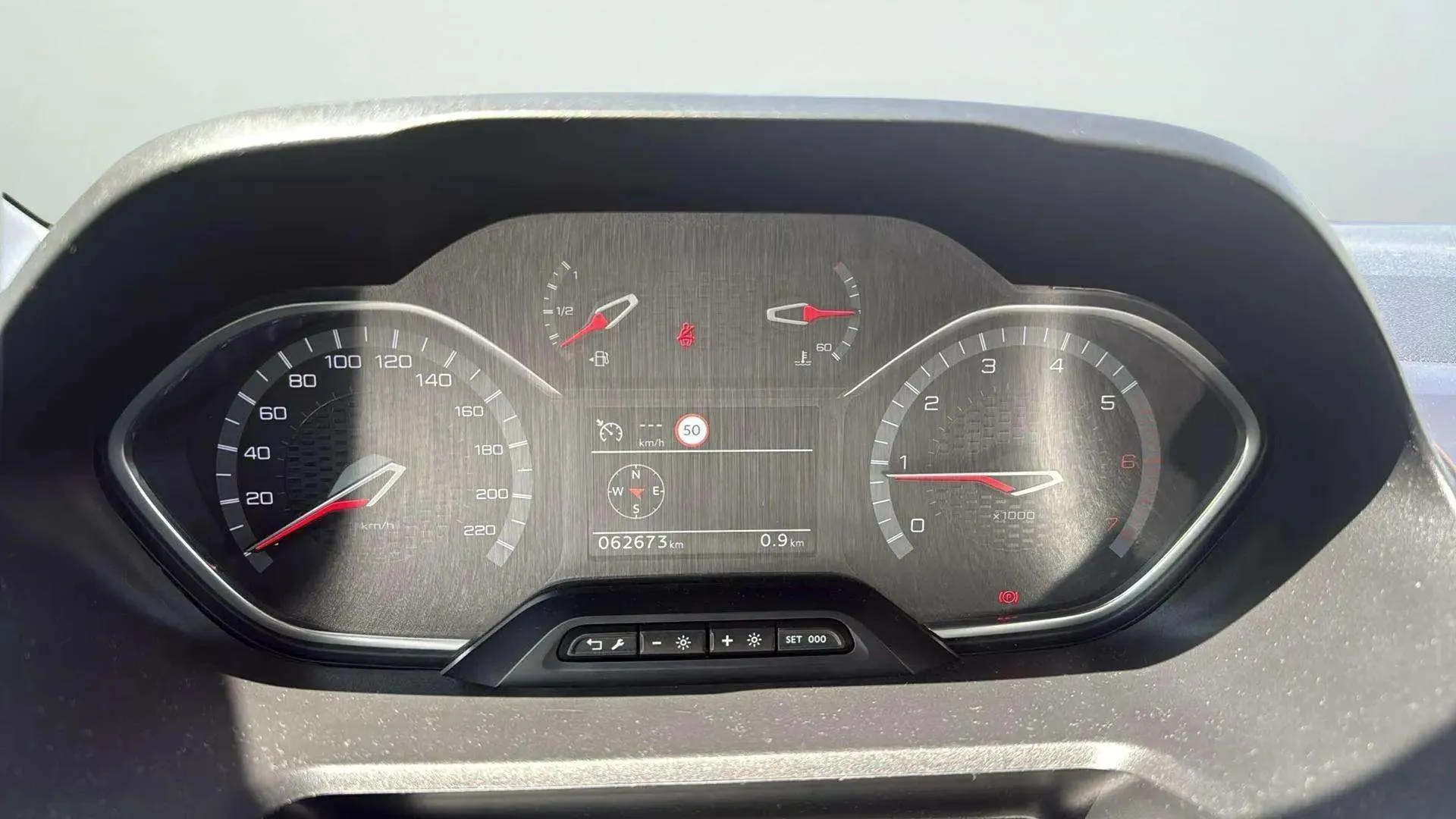 Peugeot Rifter GT Line Standard PureTech - foto 11