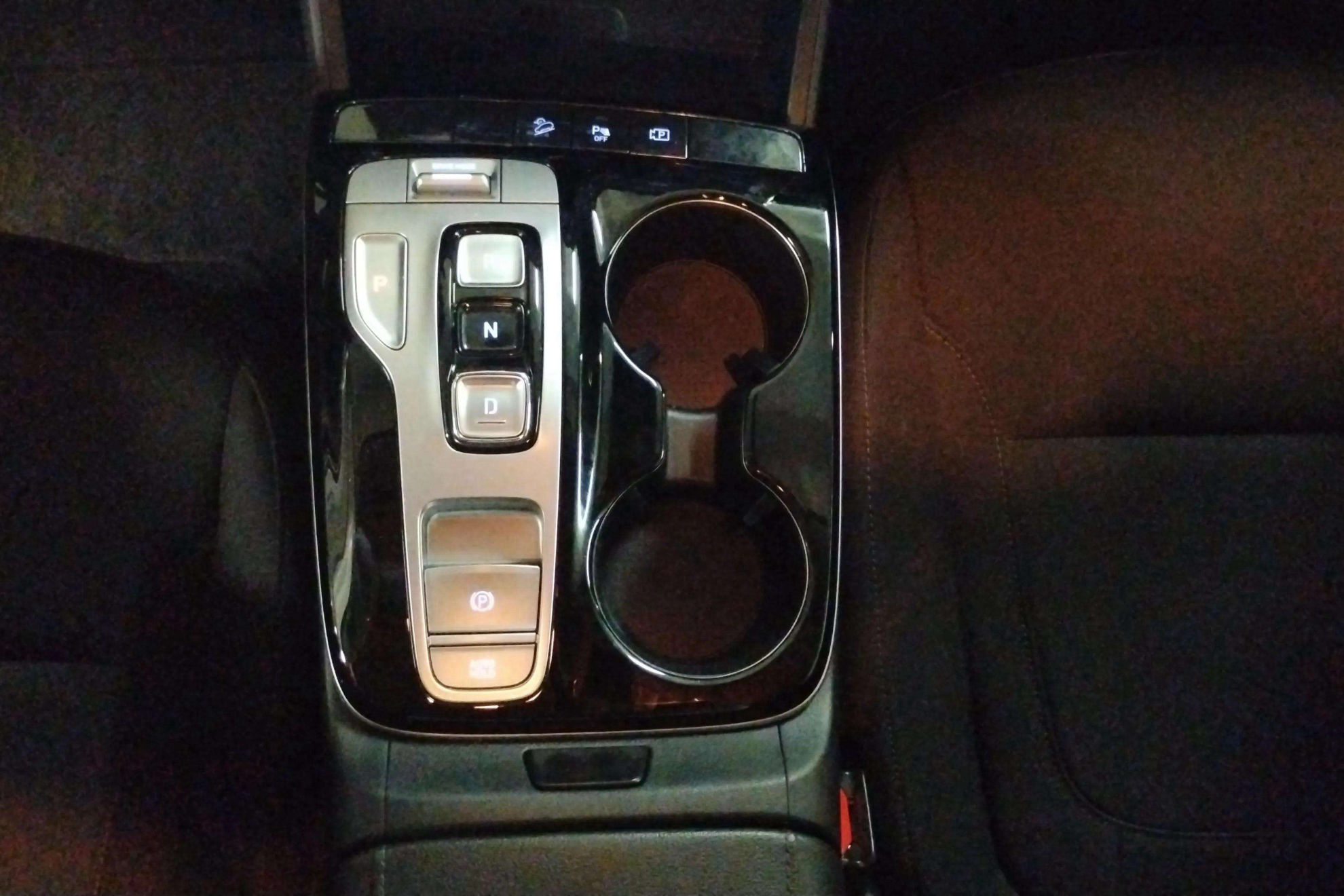 Hyundai Tucson 1.6 T-GDi HEV Maxx - foto 19