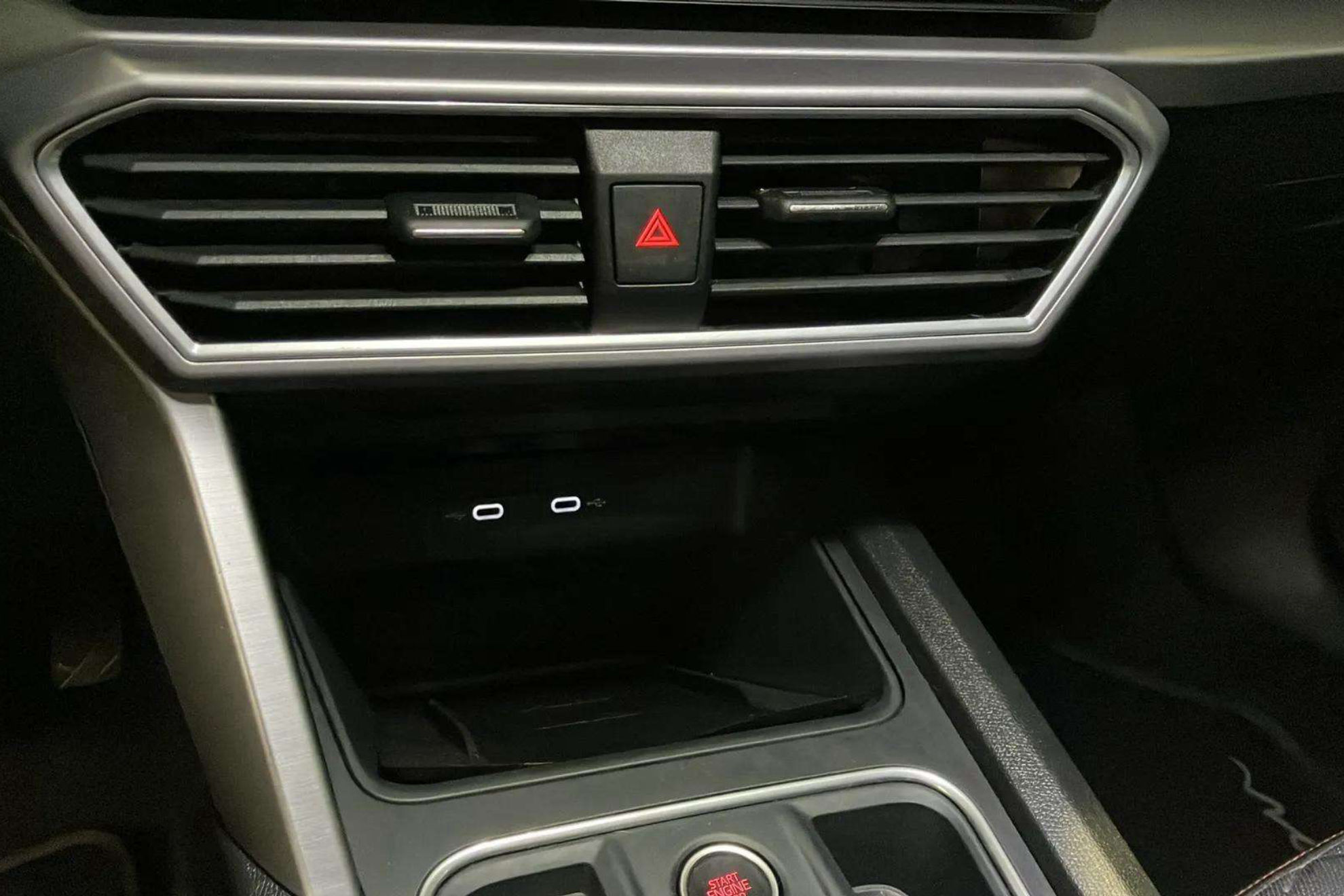 SEAT León 1.0 eTSI DSG-7 FR - foto 21