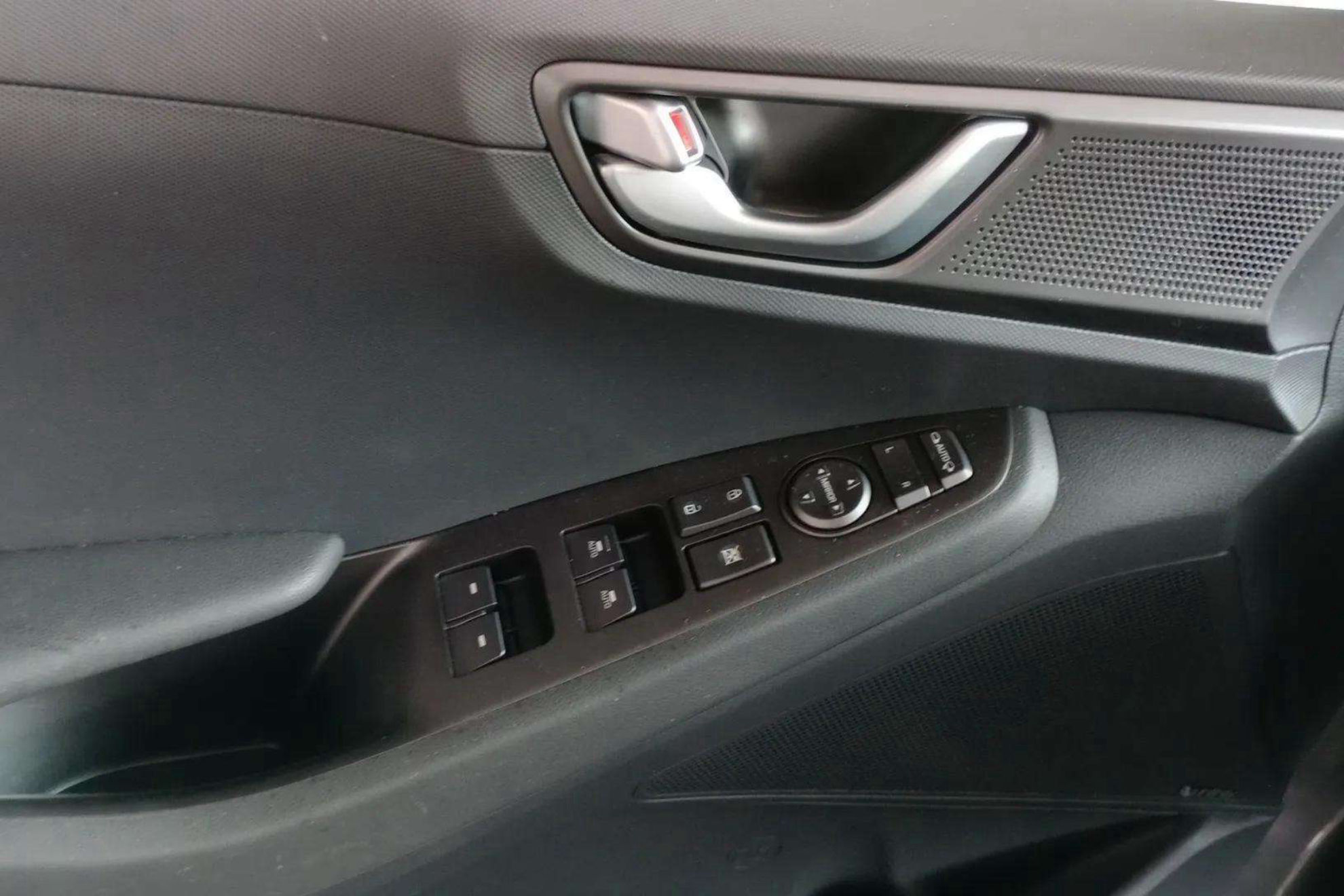 Hyundai Ioniq EV Tecno - foto 20