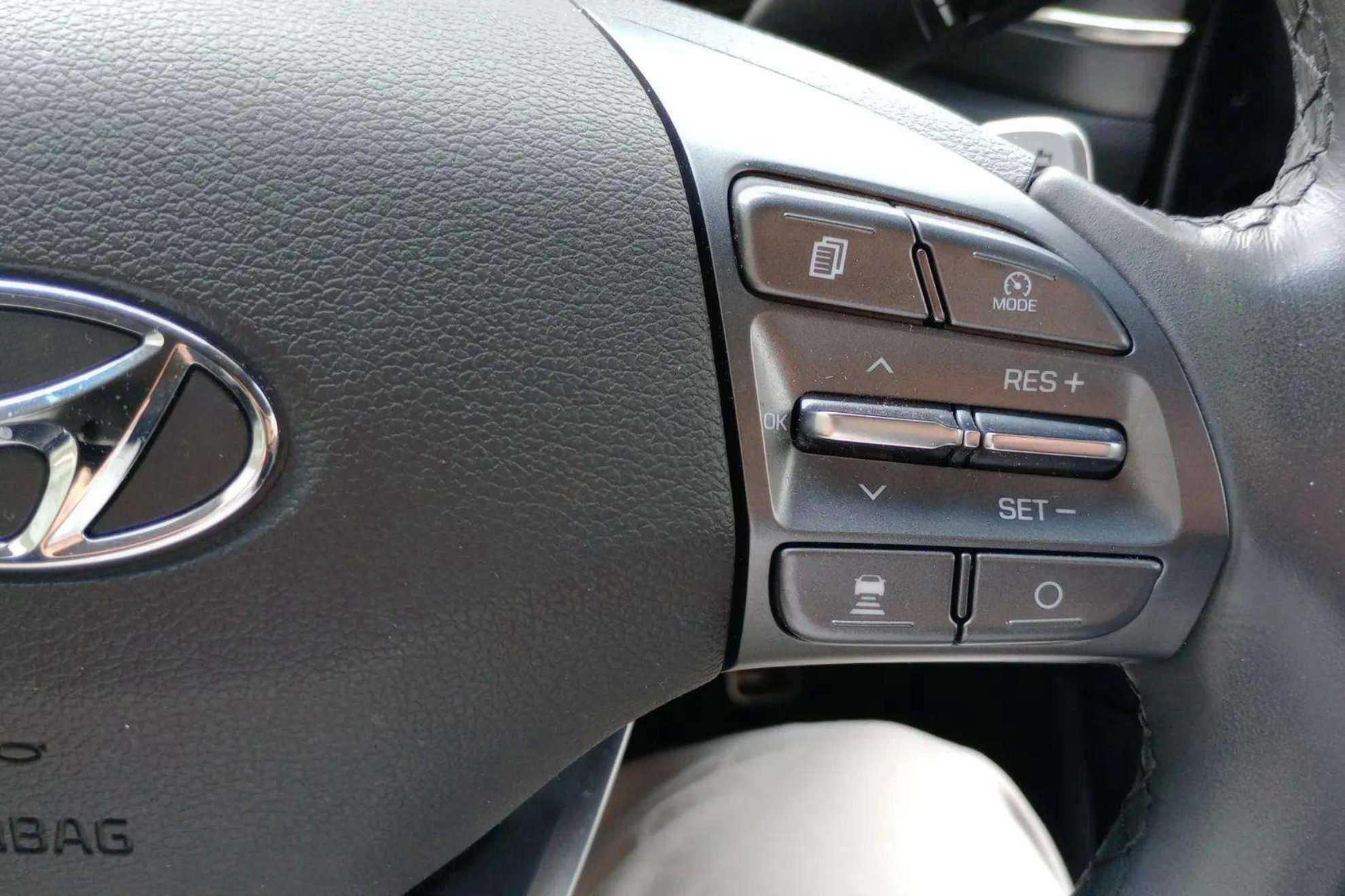 Hyundai Ioniq EV Tecno - foto 15