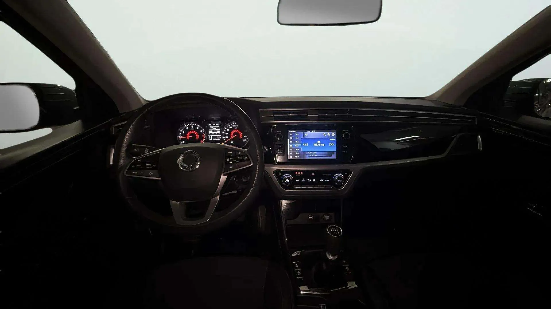 SsangYong Korando G15T LP Urban Plus - foto 9