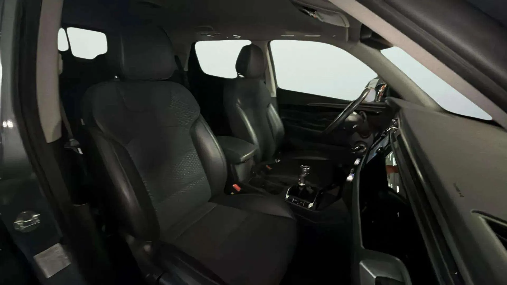 SsangYong Korando G15T LP Urban Plus - foto 14