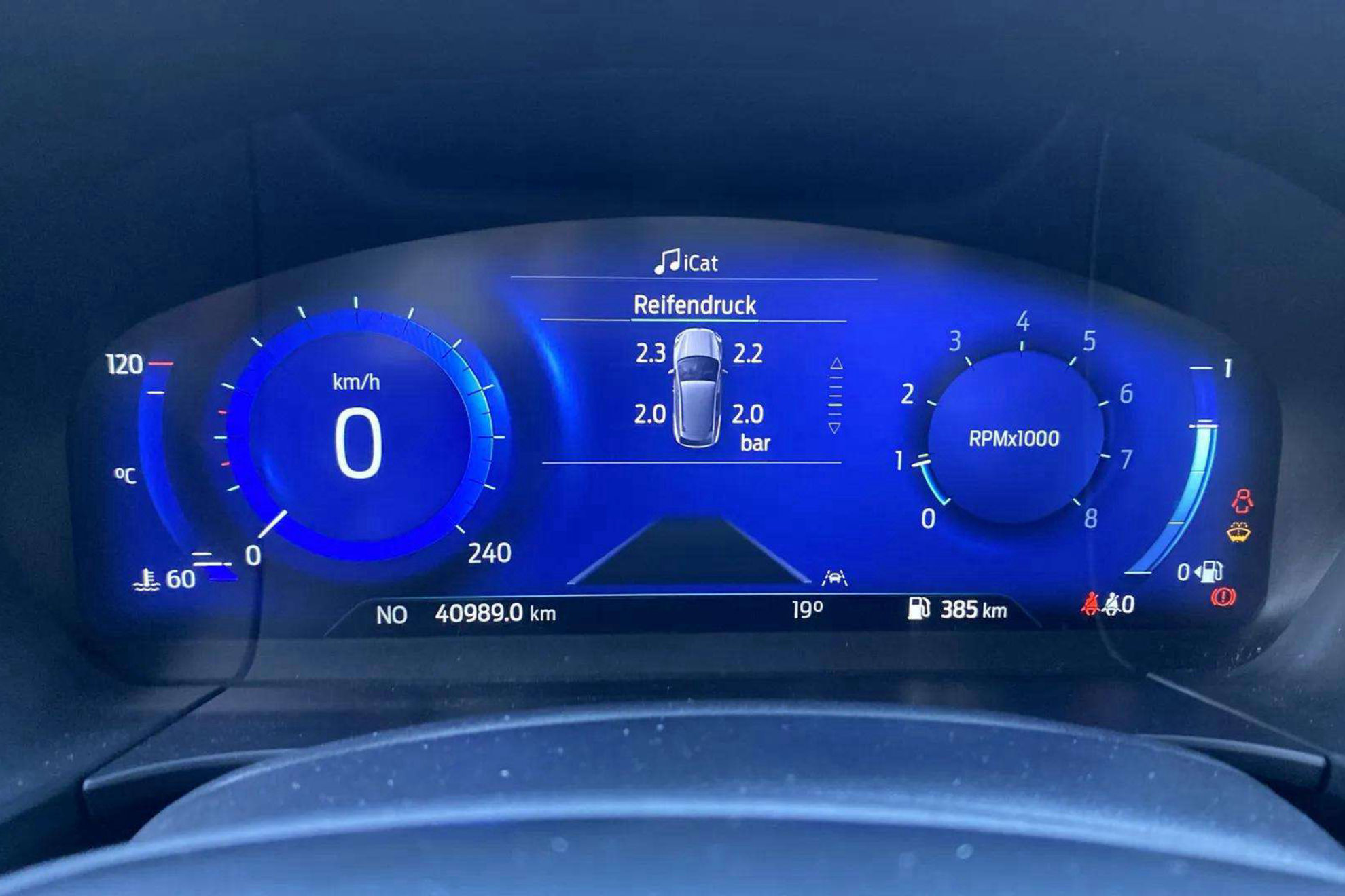 Ford Kuga ST-Line 1.5T EcoBoost - foto 13