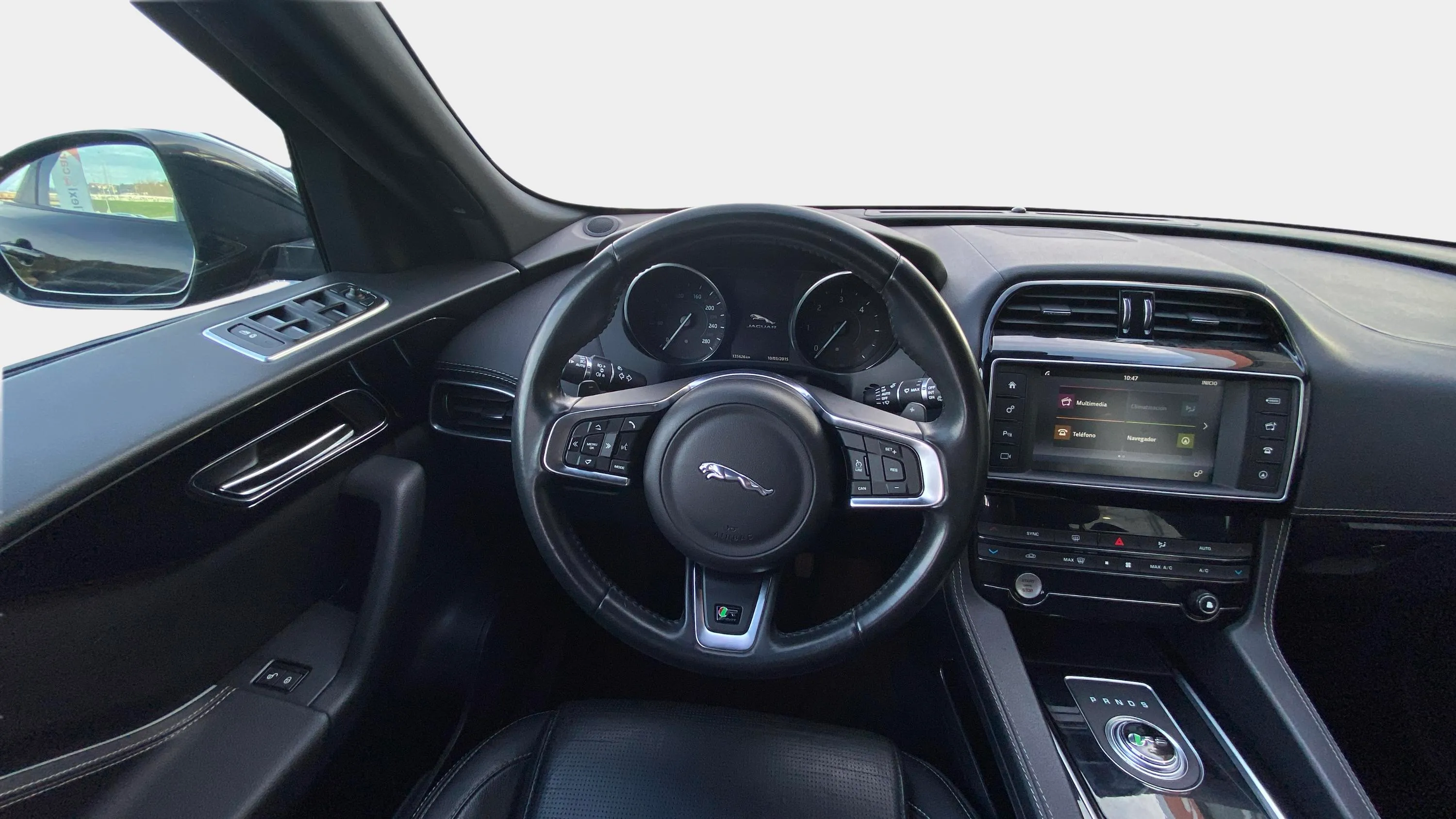 Jaguar F-Pace 2.0L i4D AWD R-Sport - foto 11