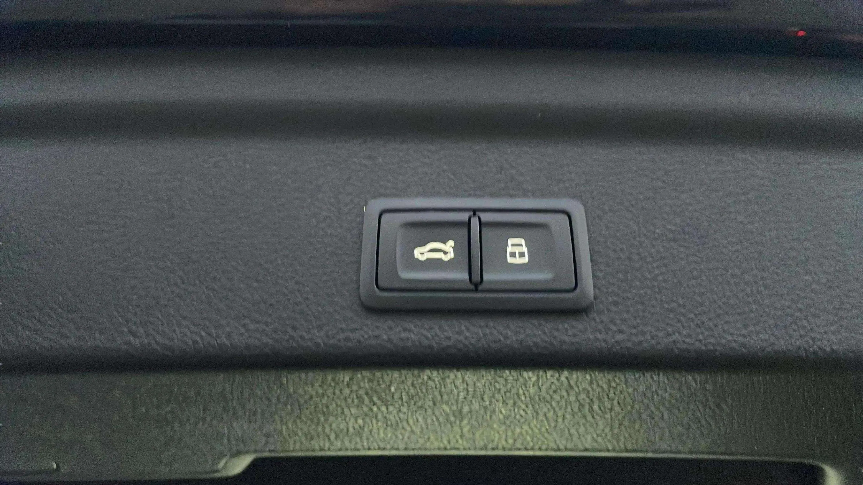 Audi Q3 40 TDI S tronic quattro S Line - foto 19