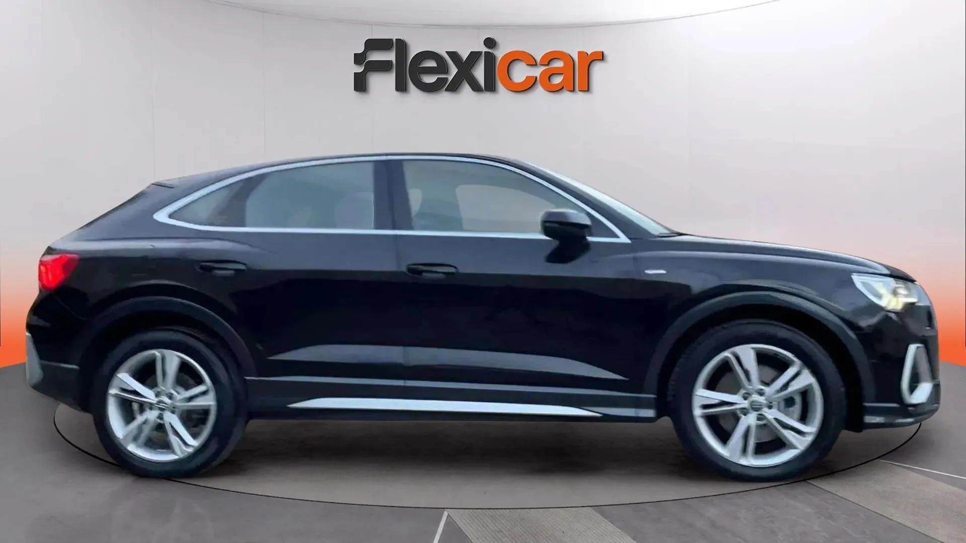 Audi Q3 40 TDI S tronic quattro S Line - foto 8