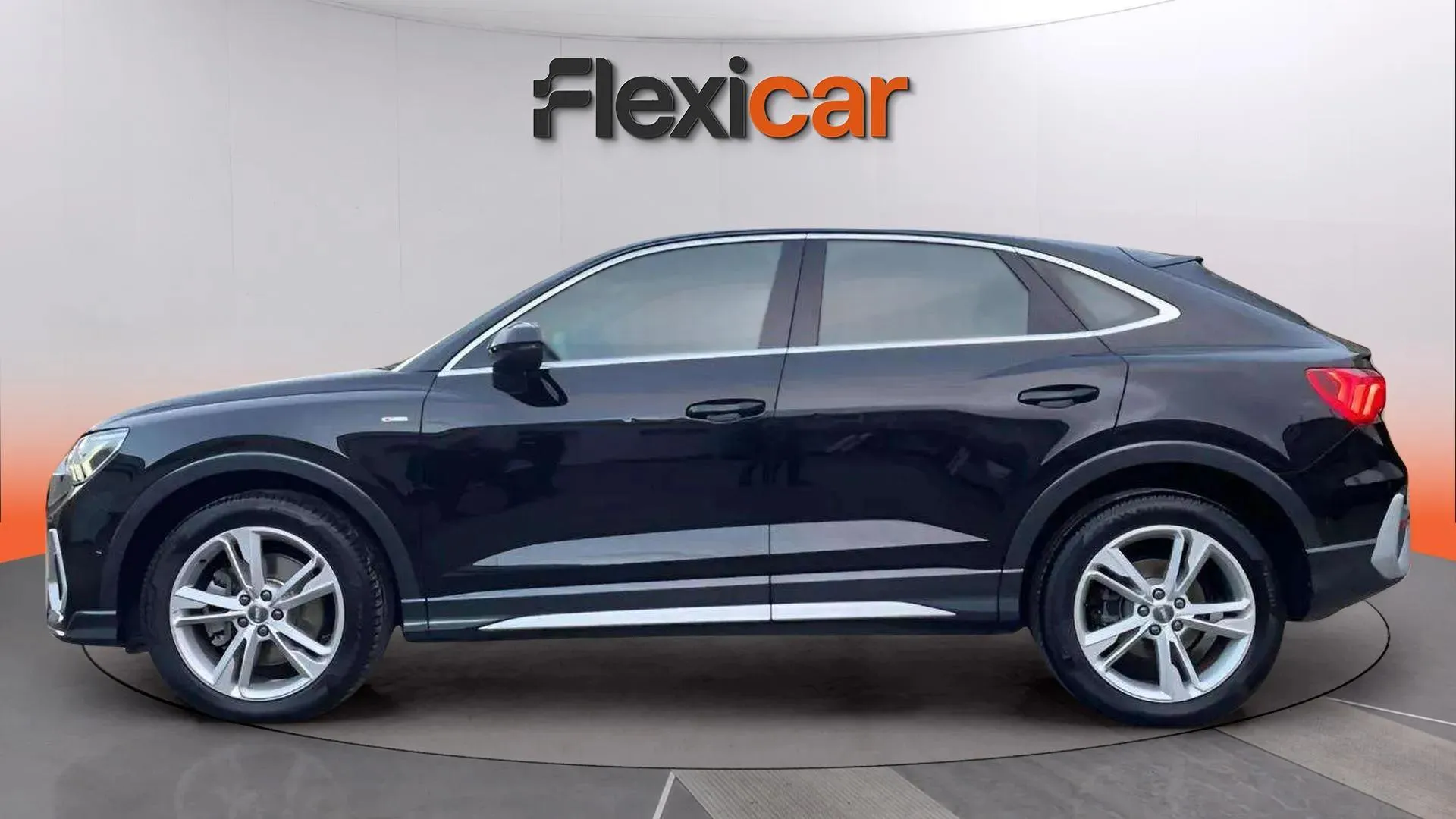 Audi Q3 40 TDI S tronic quattro S Line - foto 4