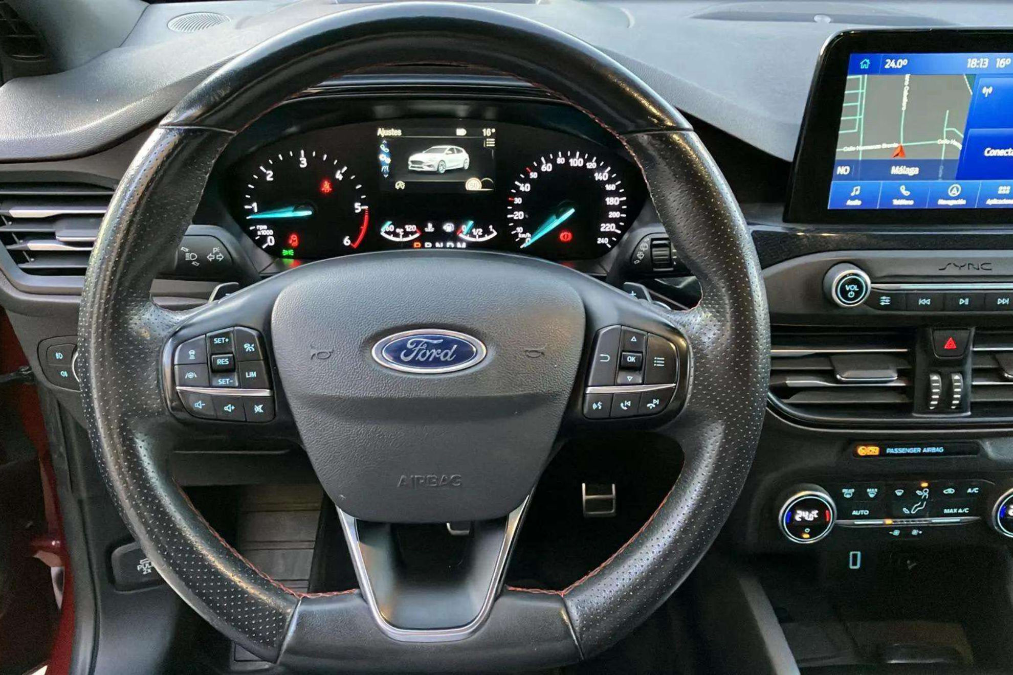 Ford Focus 1.5 EcoBlue ST-Line - foto 11