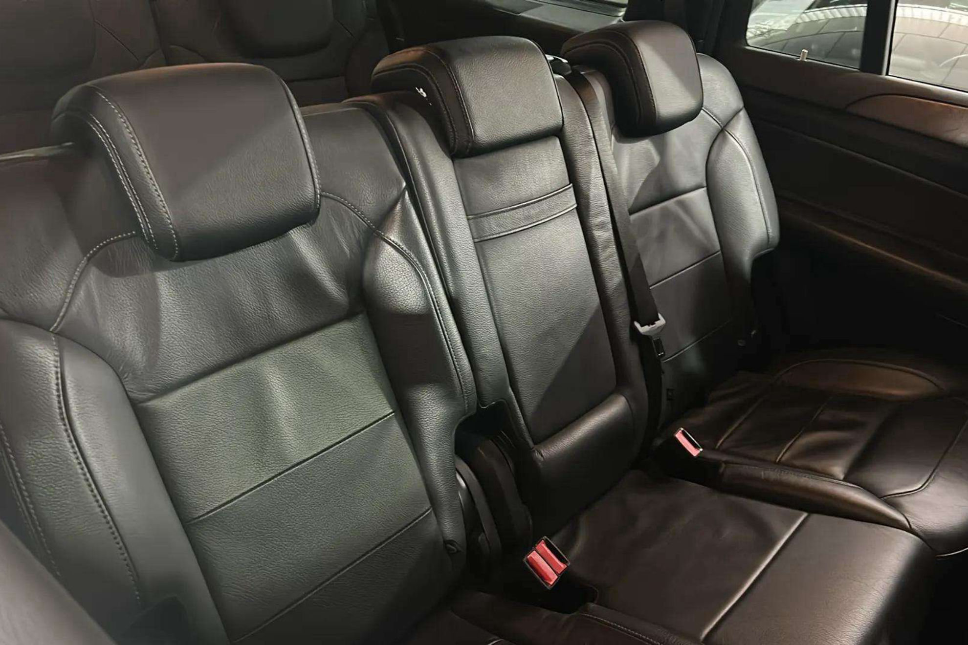 Mercedes-Benz GLS 400 4MATIC - foto 17