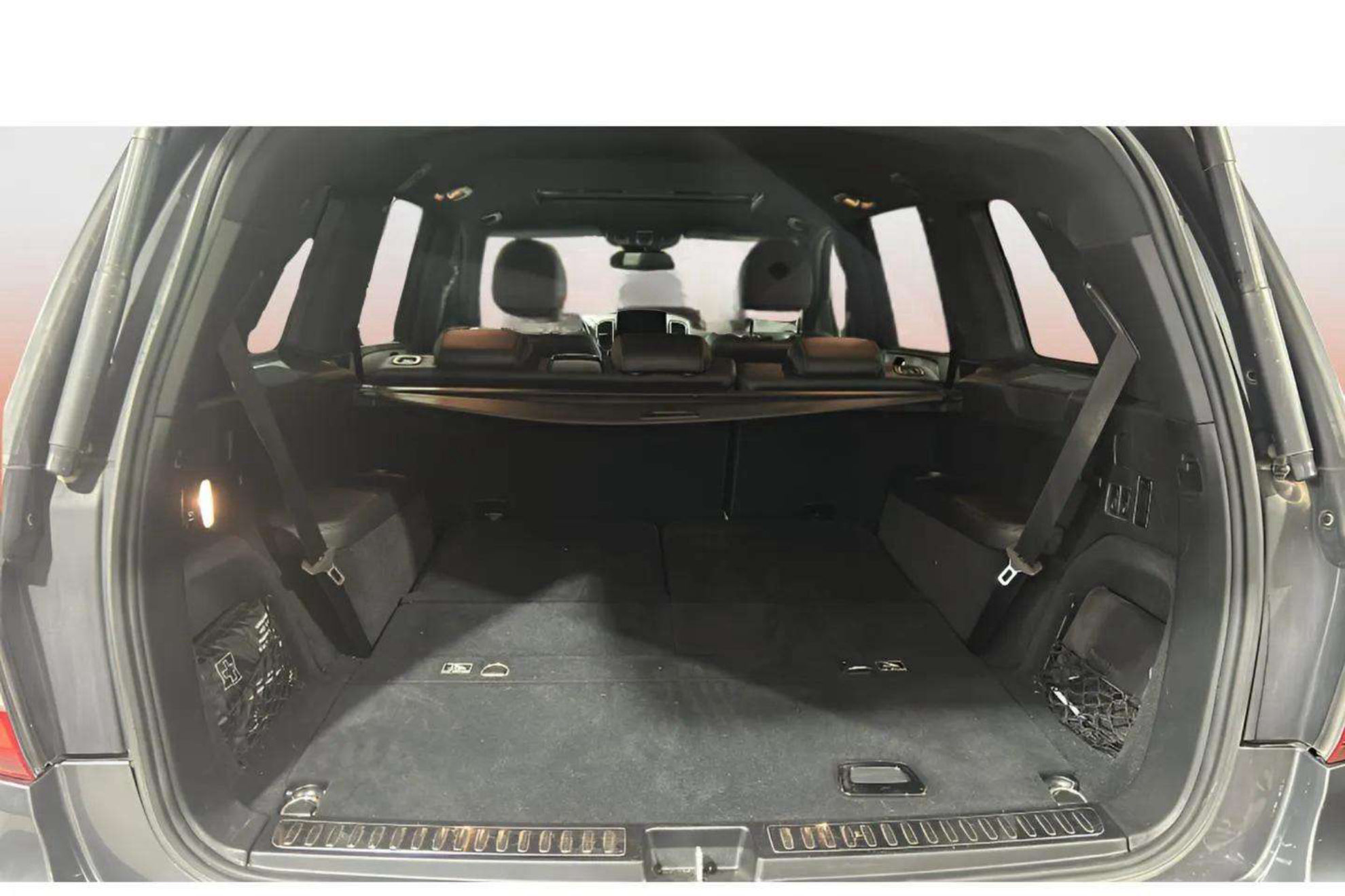 Mercedes-Benz GLS 400 4MATIC - foto 31