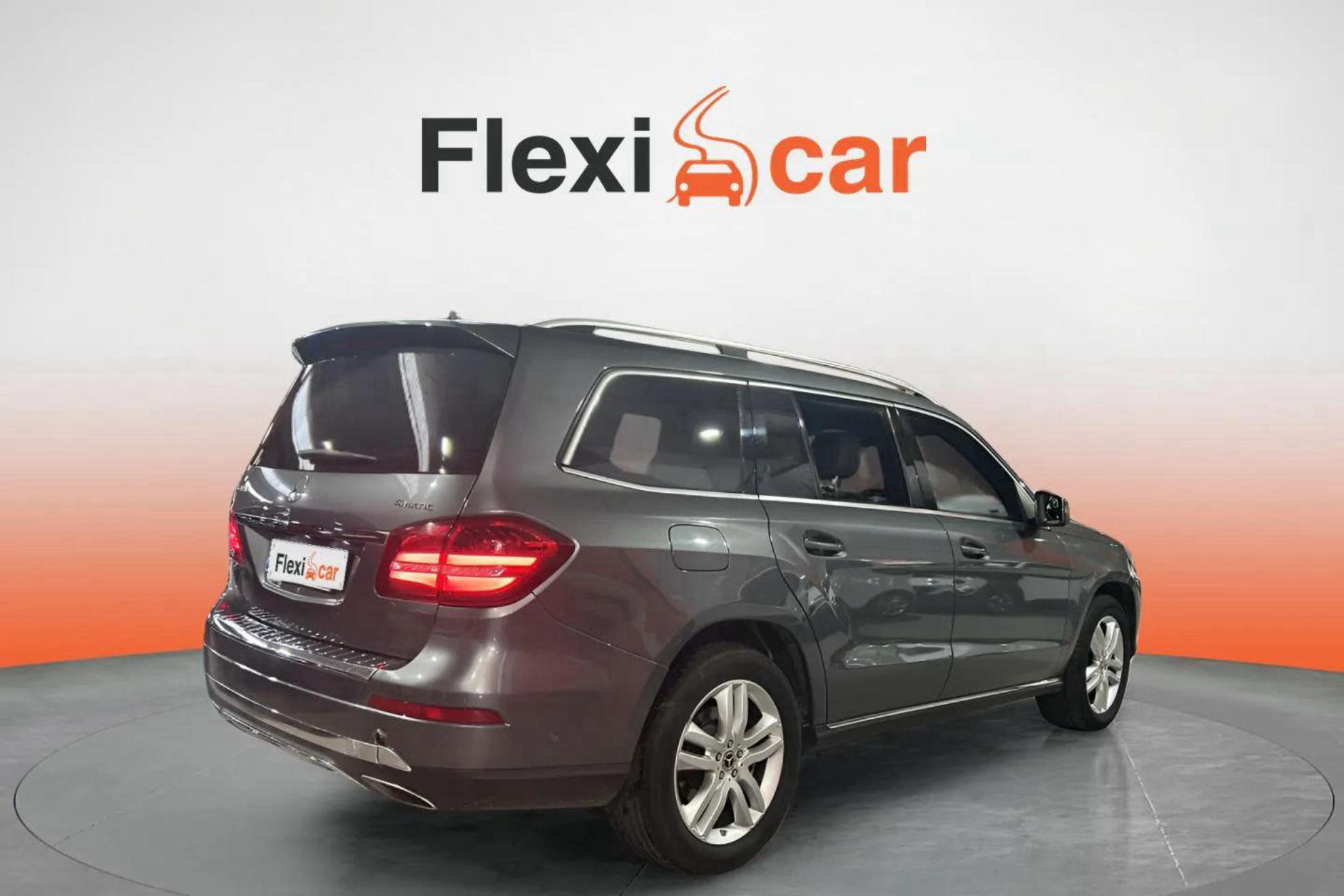 Mercedes-Benz GLS 400 4MATIC - foto 7