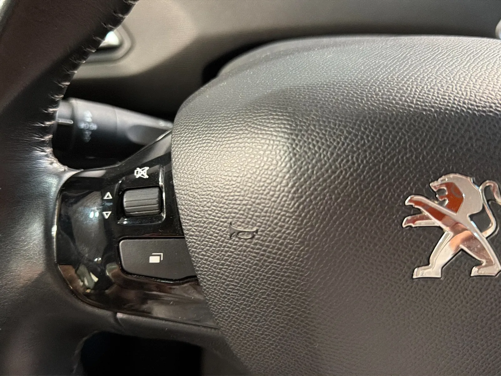 Peugeot 308 Active PureTech 110 - foto 8