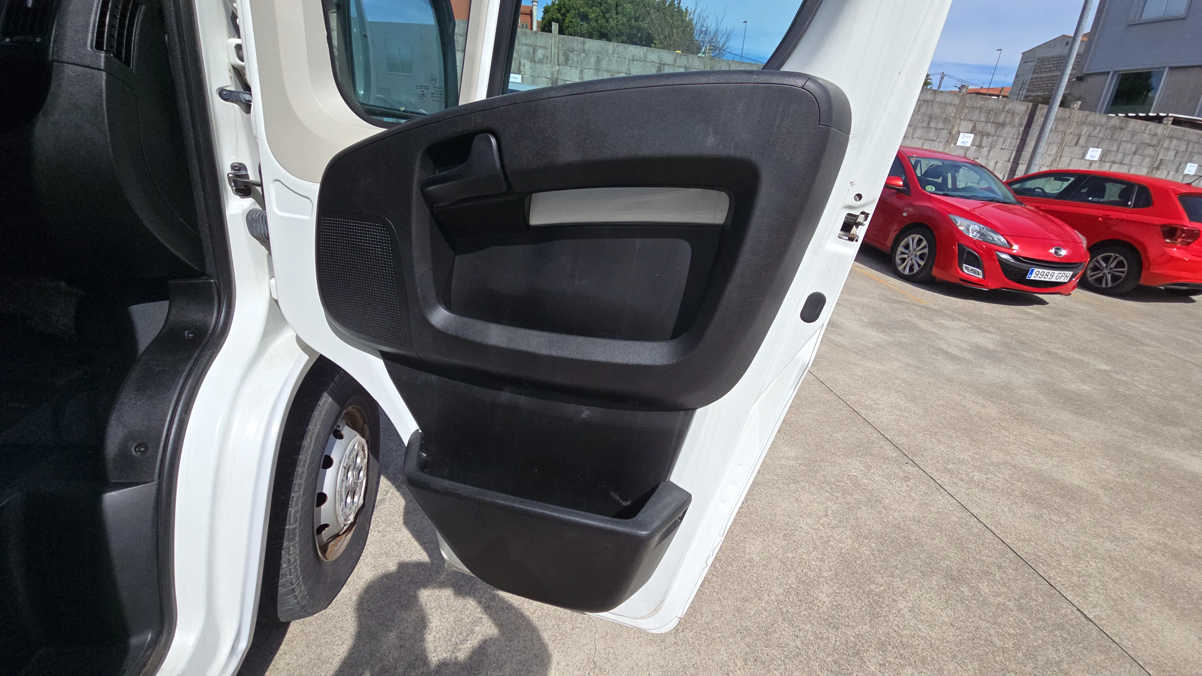 Citroën Jumper BlueHDi Furgón 33L2H2 - foto 16