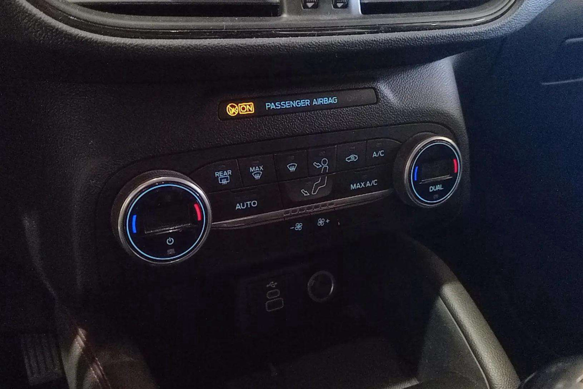 Ford Kuga ST-Line 1.5T EcoBoost - foto 9