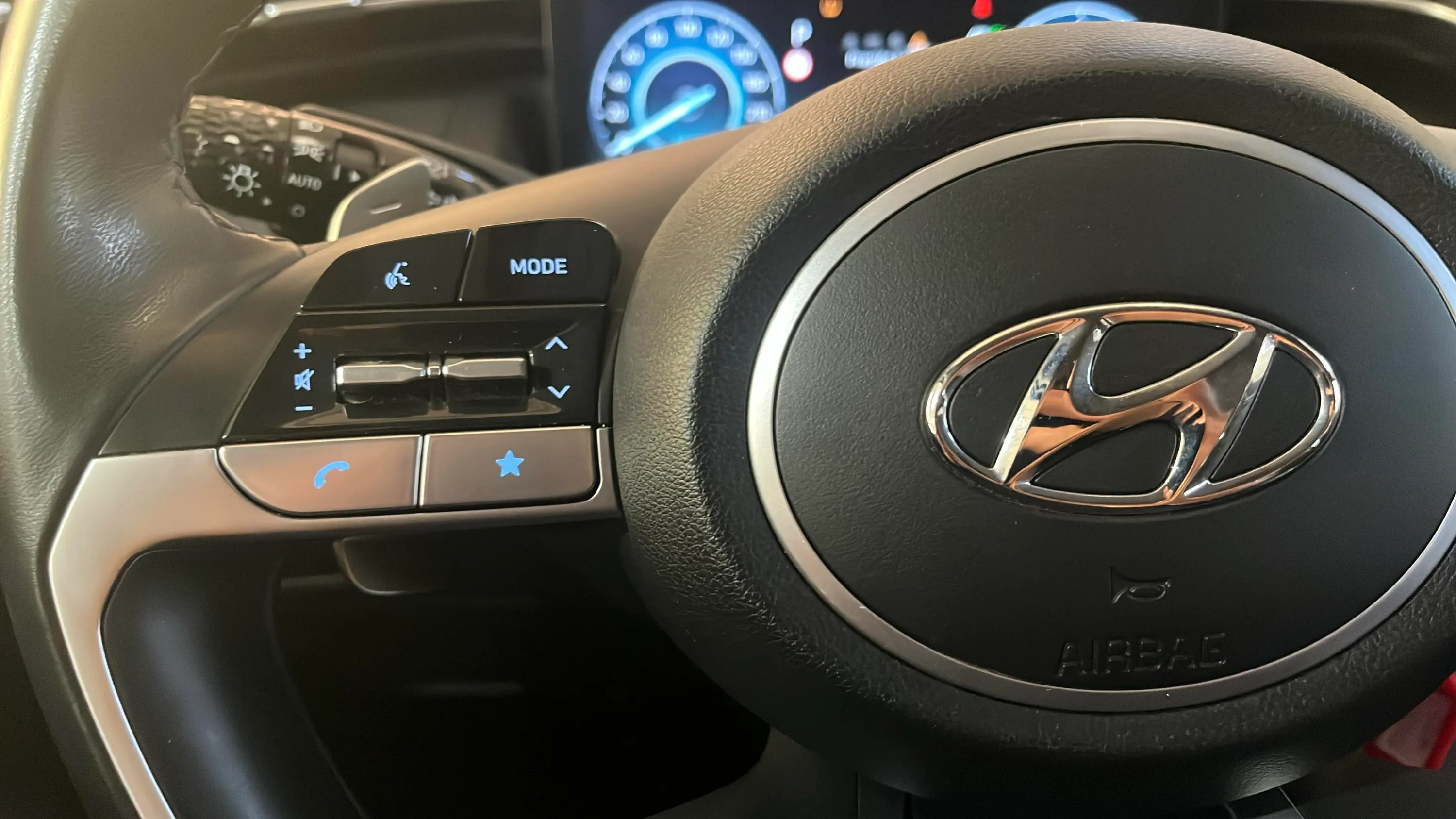 Hyundai Tucson 1.6 T-GDi HEV Maxx - foto 12