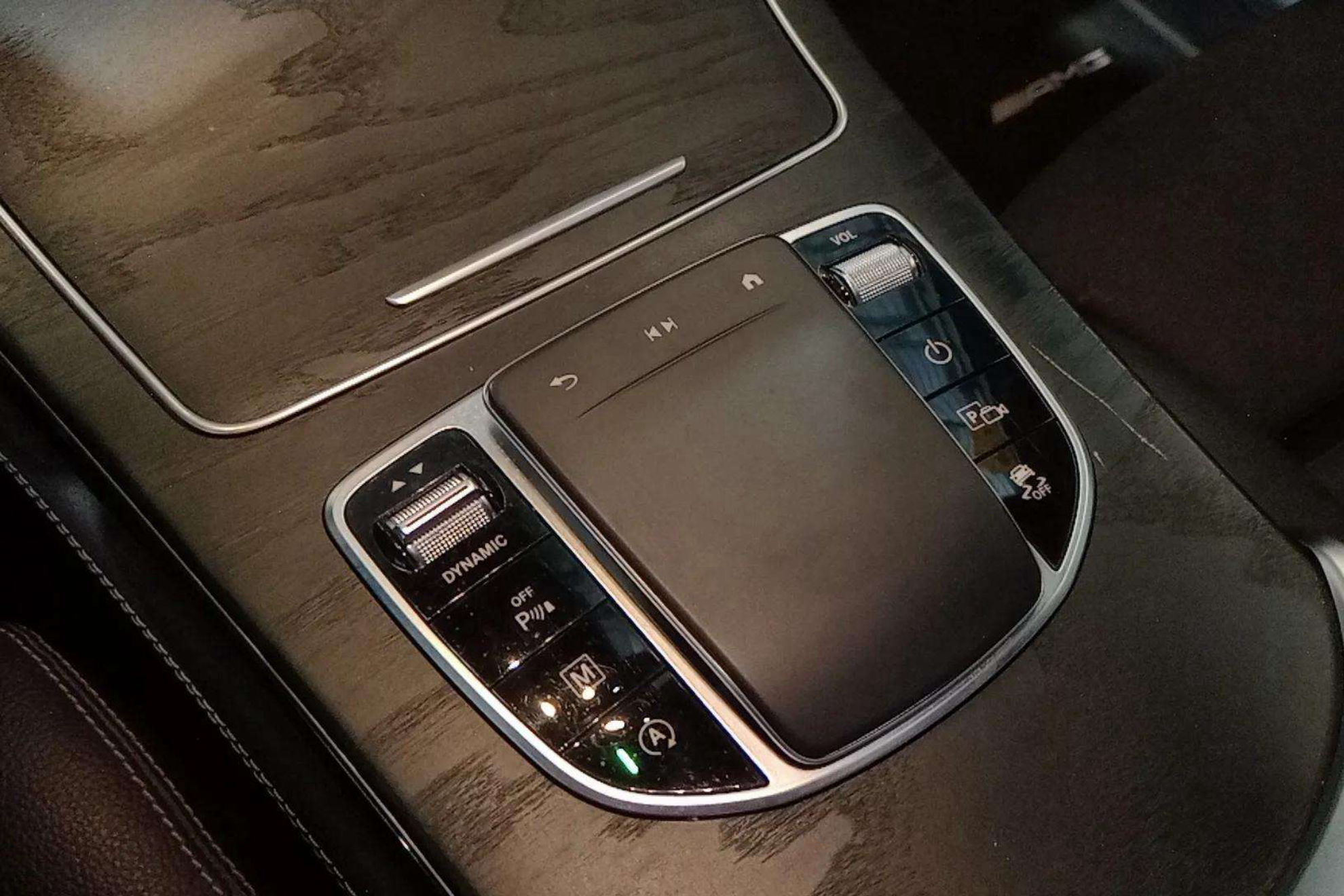 Mercedes-Benz GLC 200 4MATIC - foto 10