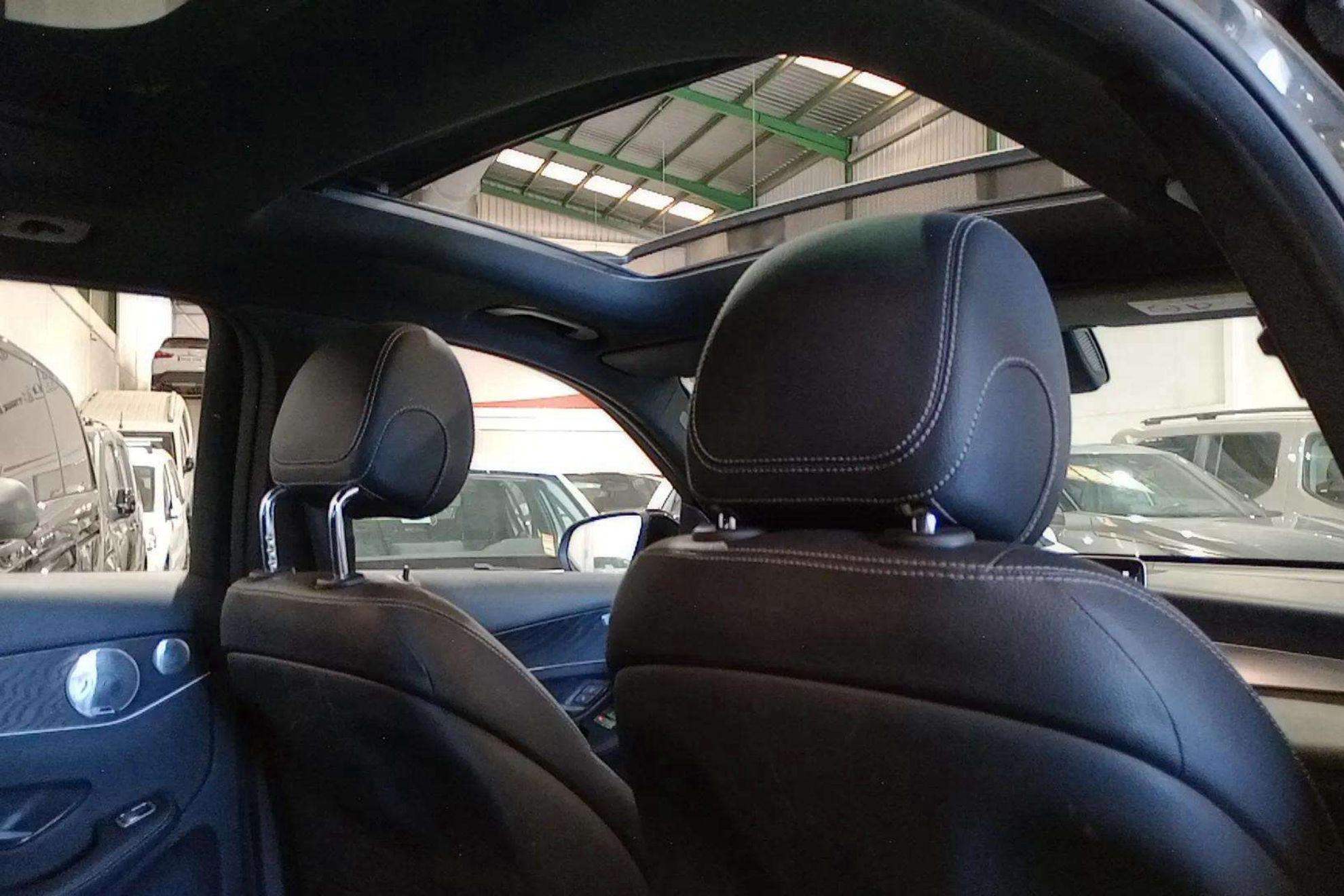 Mercedes-Benz GLC 200 4MATIC - foto 22
