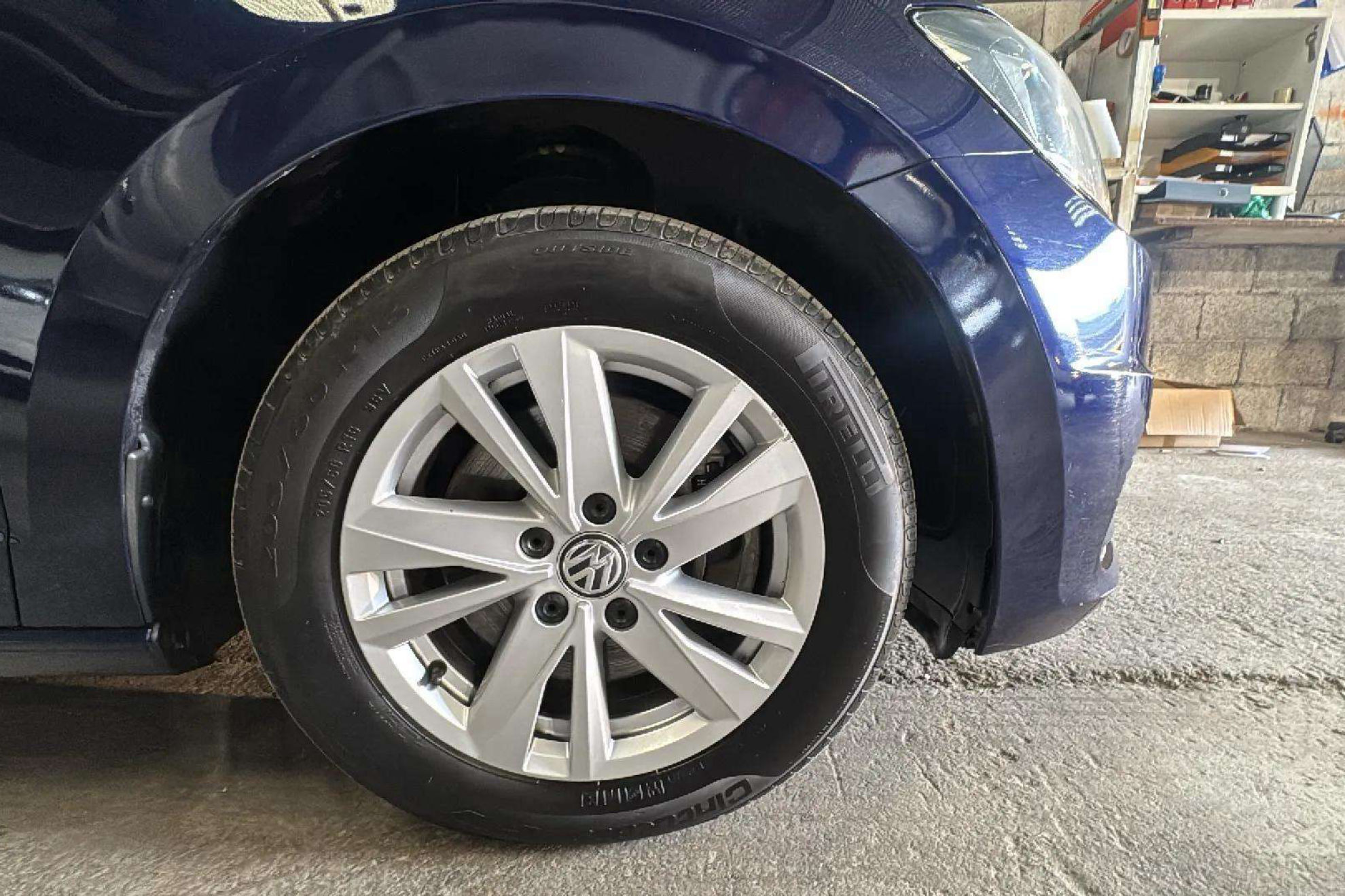 Volkswagen Touran Business Navi 2.0 TDI - foto 16