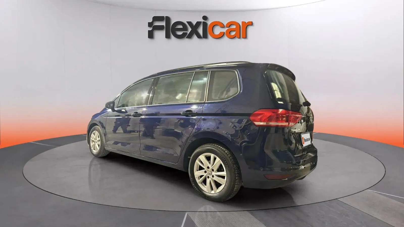 Volkswagen Touran Business Navi 2.0 TDI - foto 6