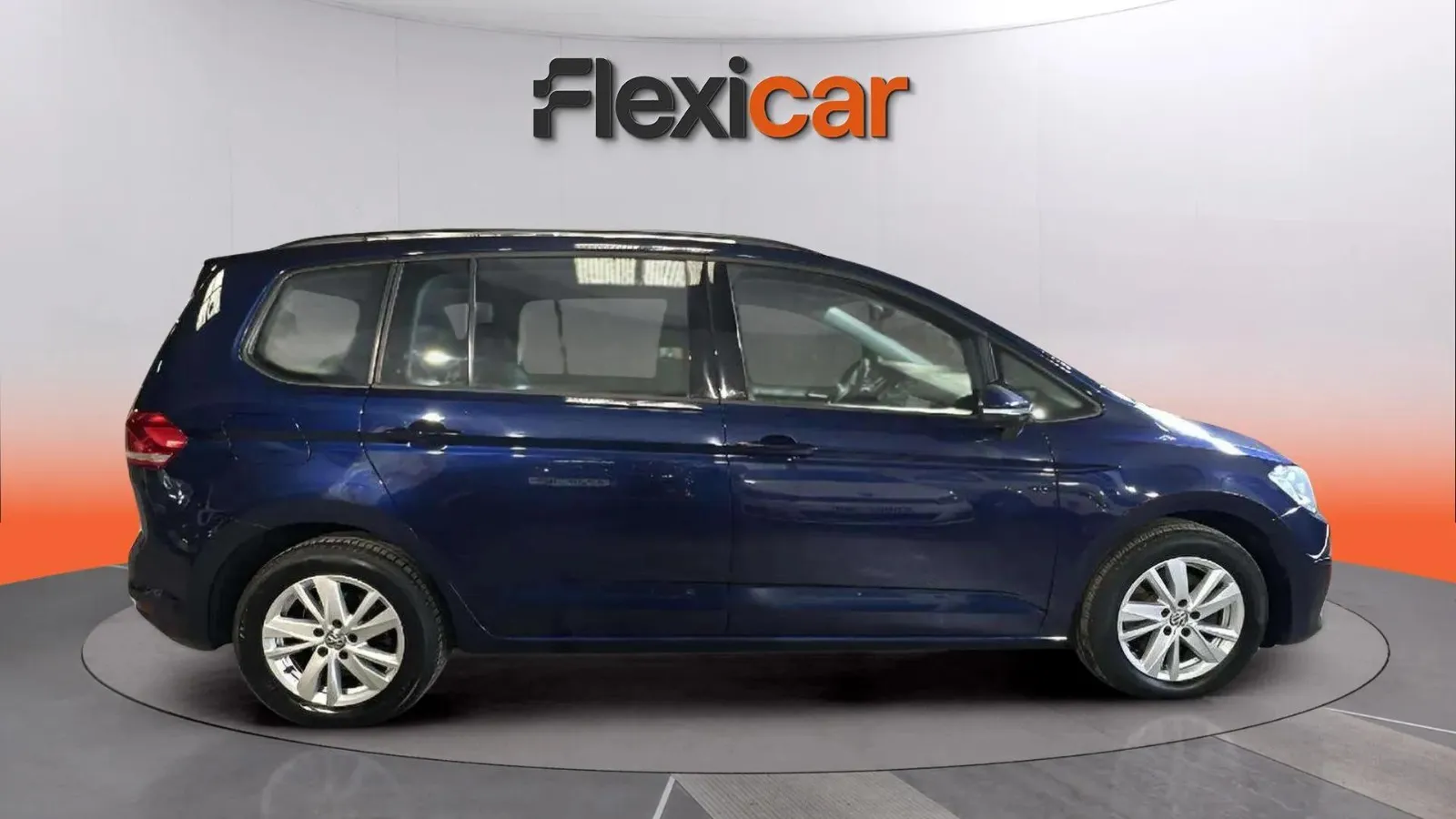 Volkswagen Touran Business Navi 2.0 TDI - foto 7