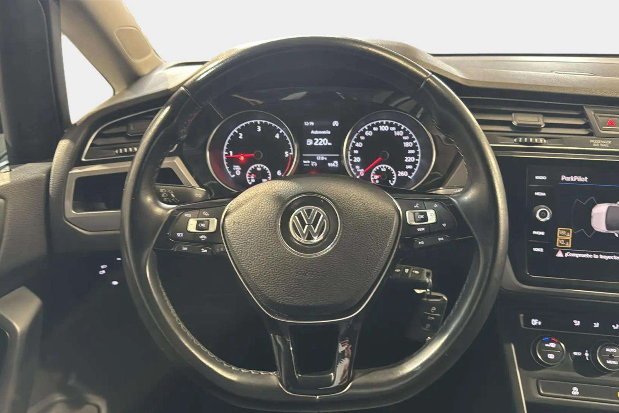 Volkswagen Touran Business Navi 2.0 TDI - foto 10