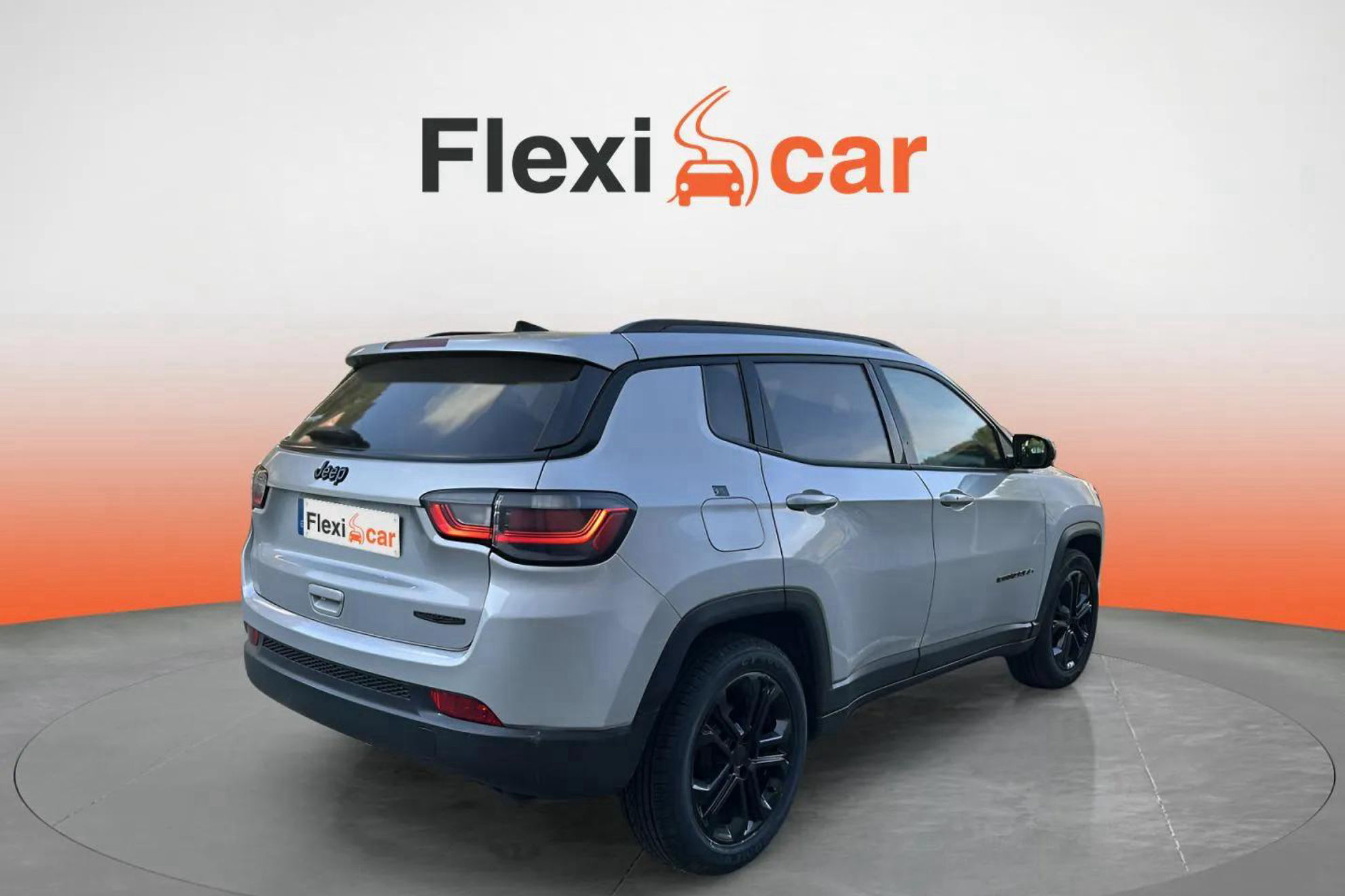 Jeep Compass 1.6 Mjet Night Eagle FWD - foto 7