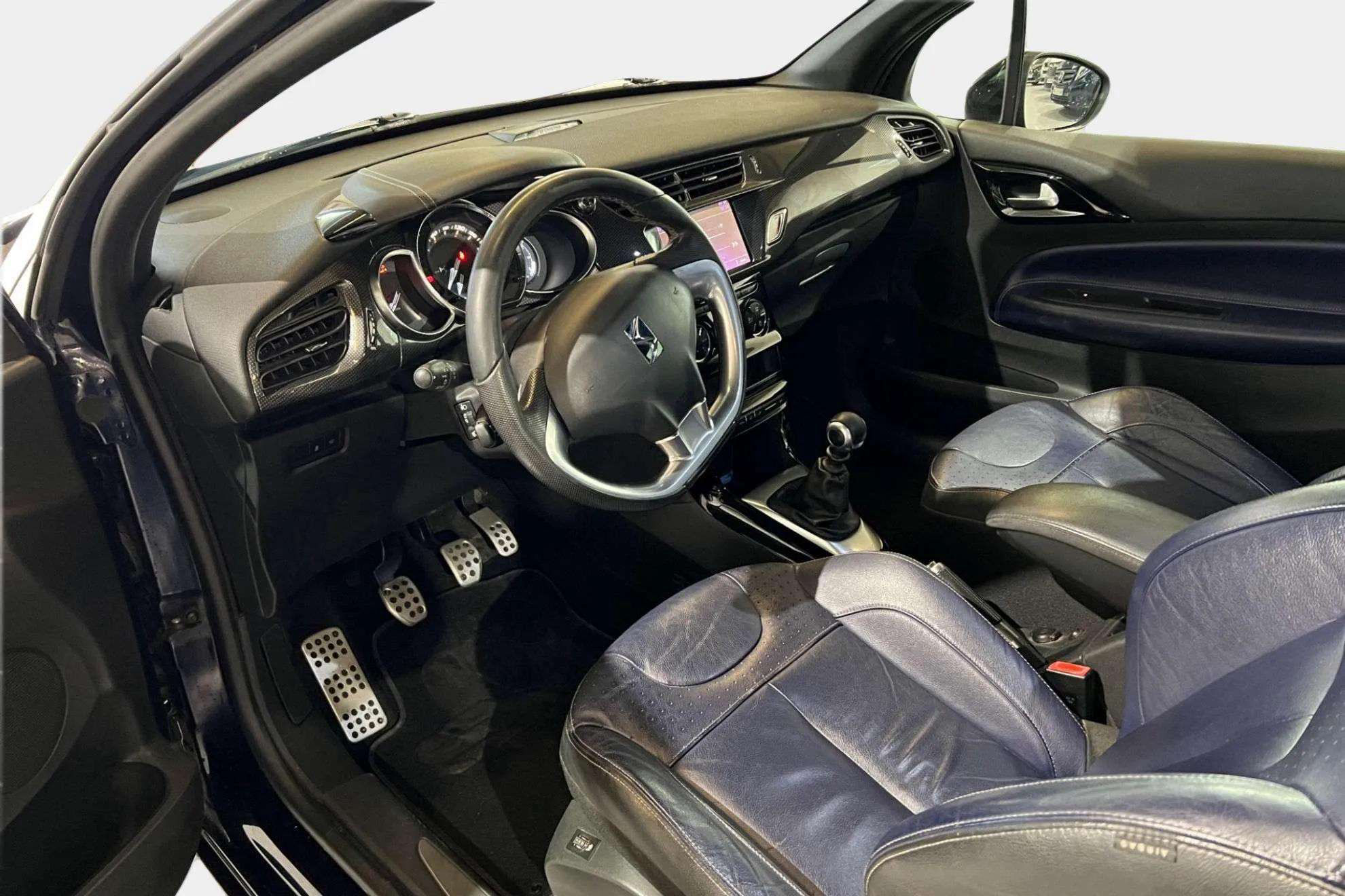 DS DS 3 BlueHDi Sport - foto 10
