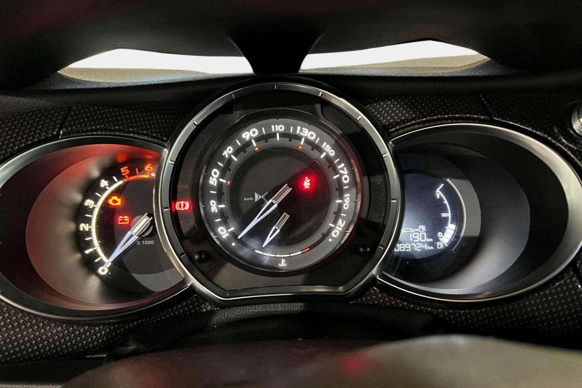 DS DS 3 BlueHDi Sport - foto 12