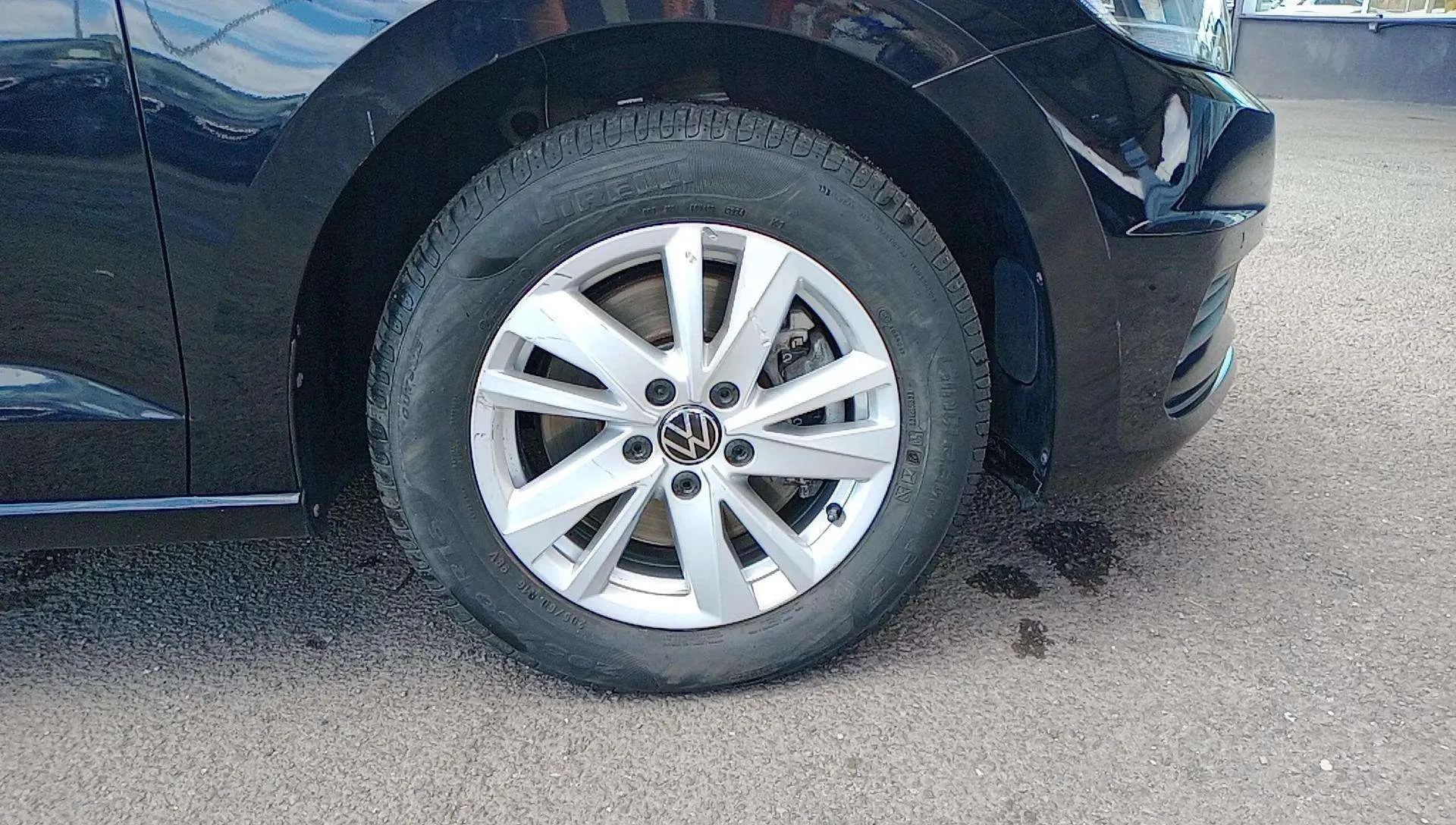 Volkswagen Touran Advance 2.0 TDI - foto 15