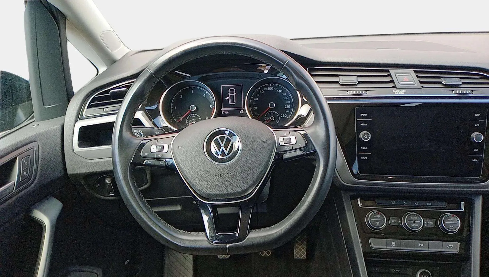 Volkswagen Touran Advance 2.0 TDI - foto 9