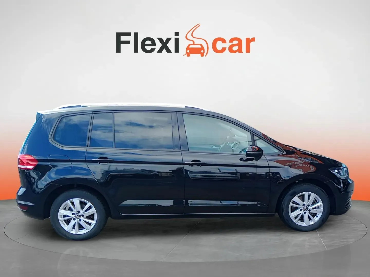 Volkswagen Touran Advance 2.0 TDI - foto 4