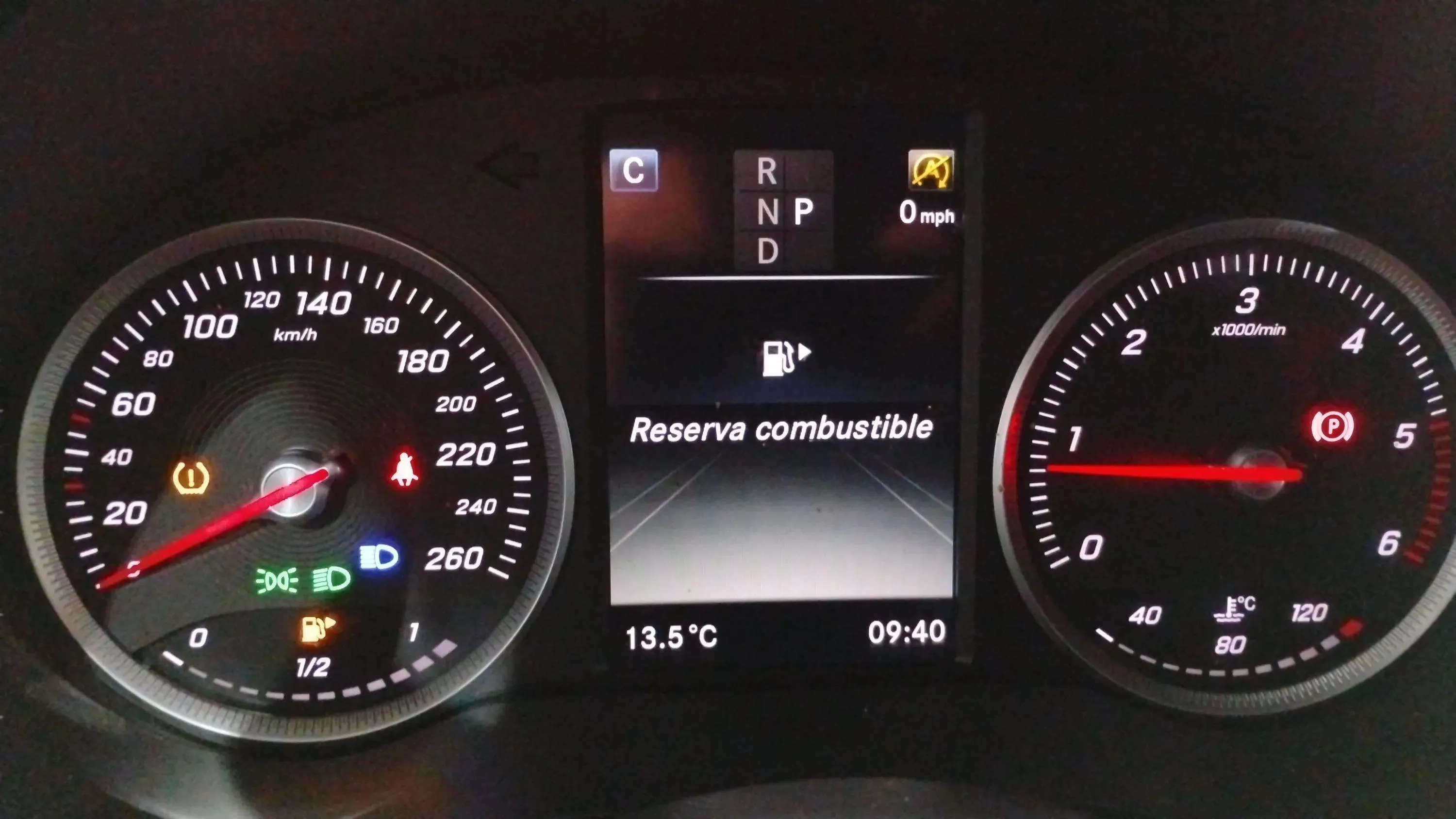 Mercedes-Benz GLC 220 d 4MATIC - foto 11